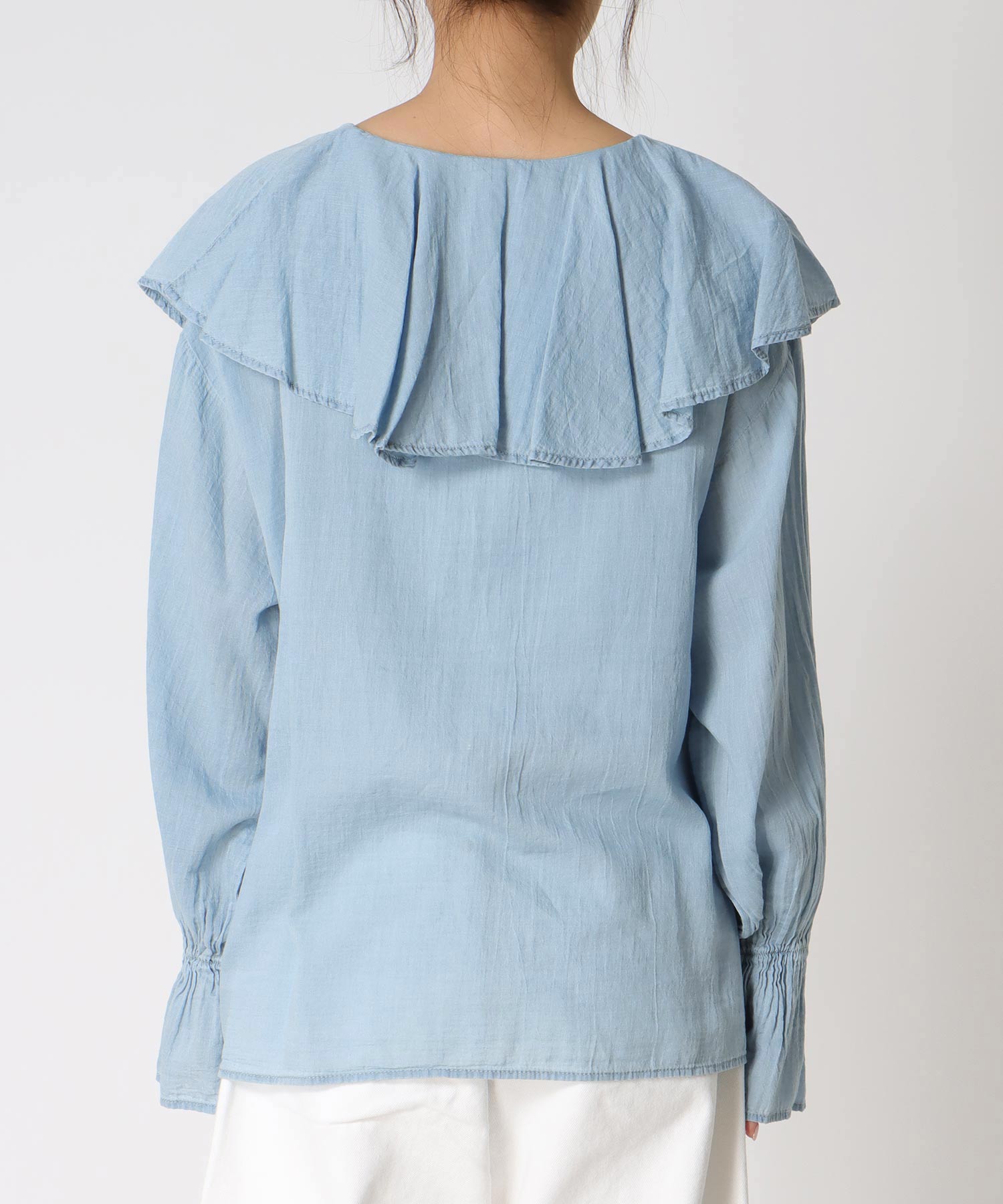 デニムラッフルブラウス