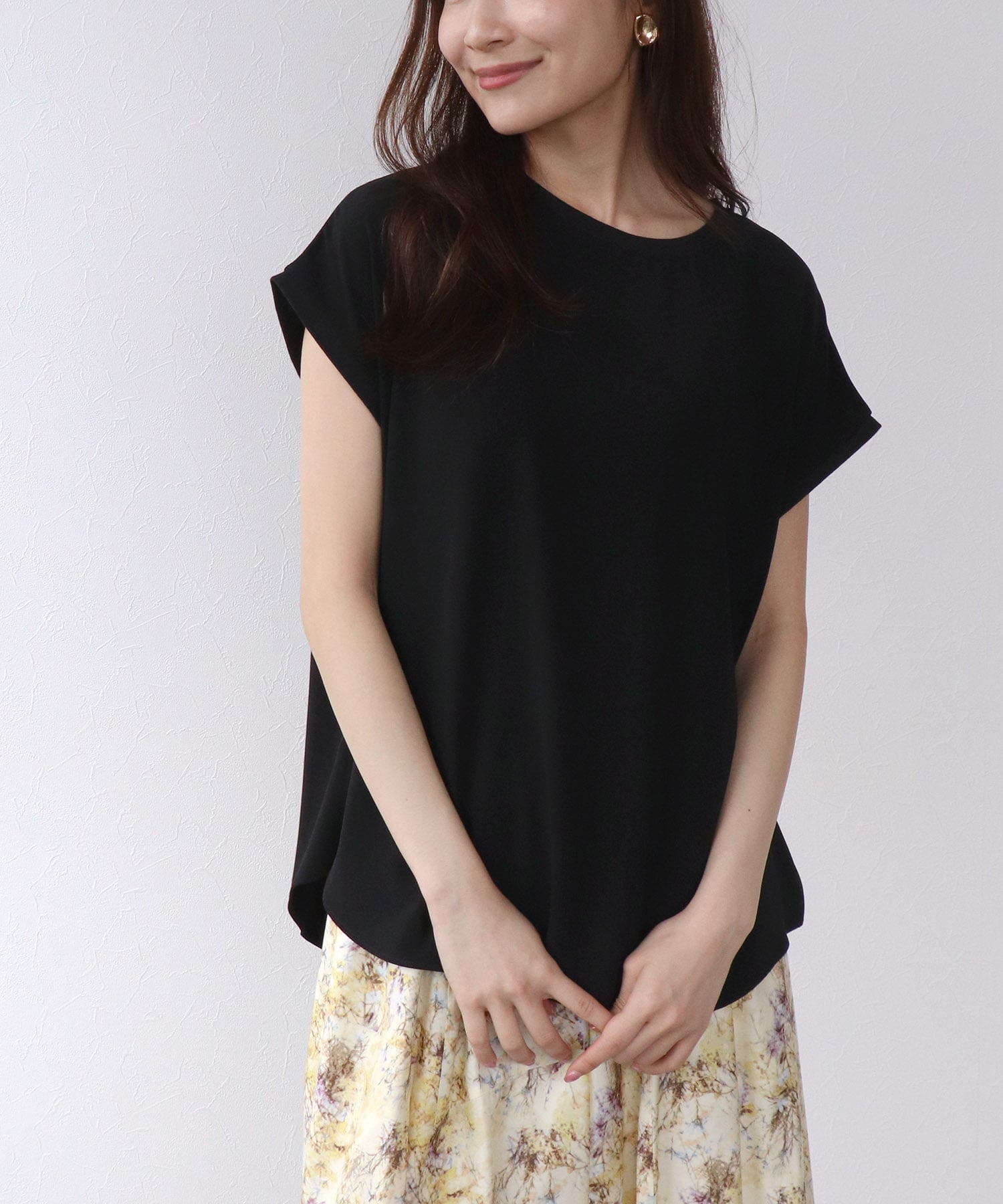 アムンゼンフレンチスリーブブラウス