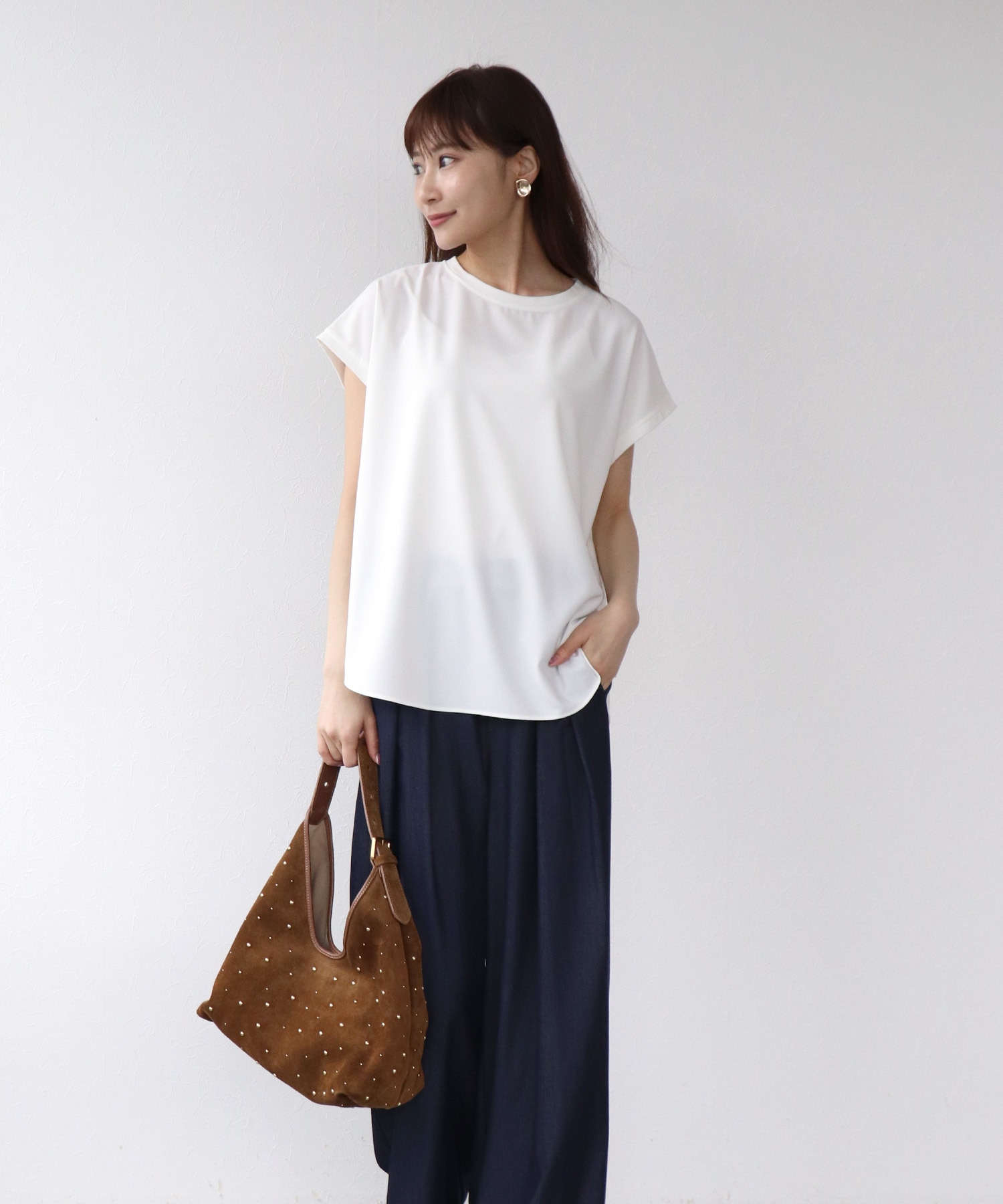 アムンゼンフレンチスリーブブラウス