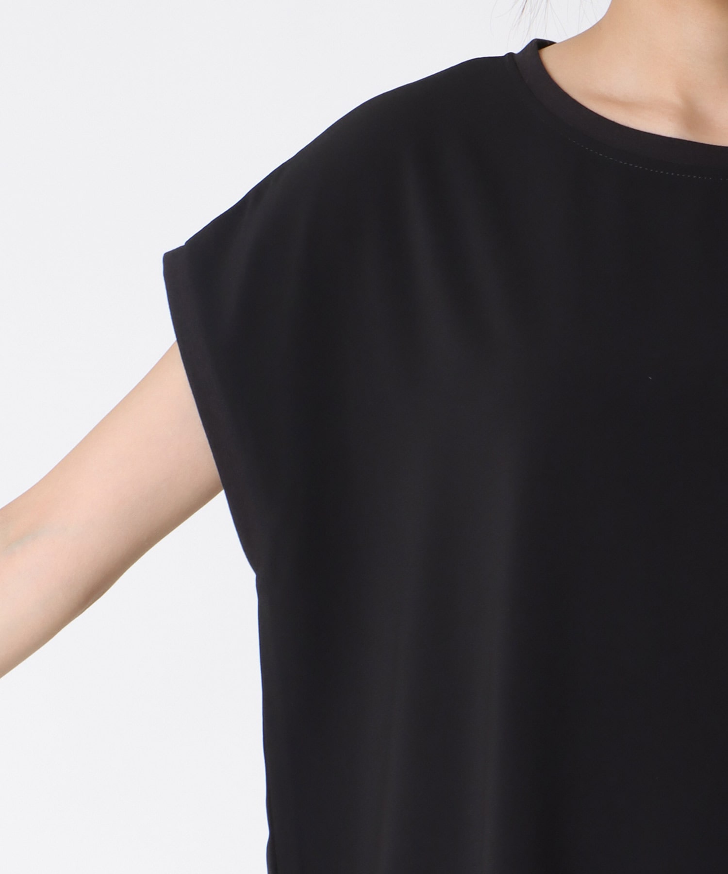 アムンゼンフレンチスリーブブラウス