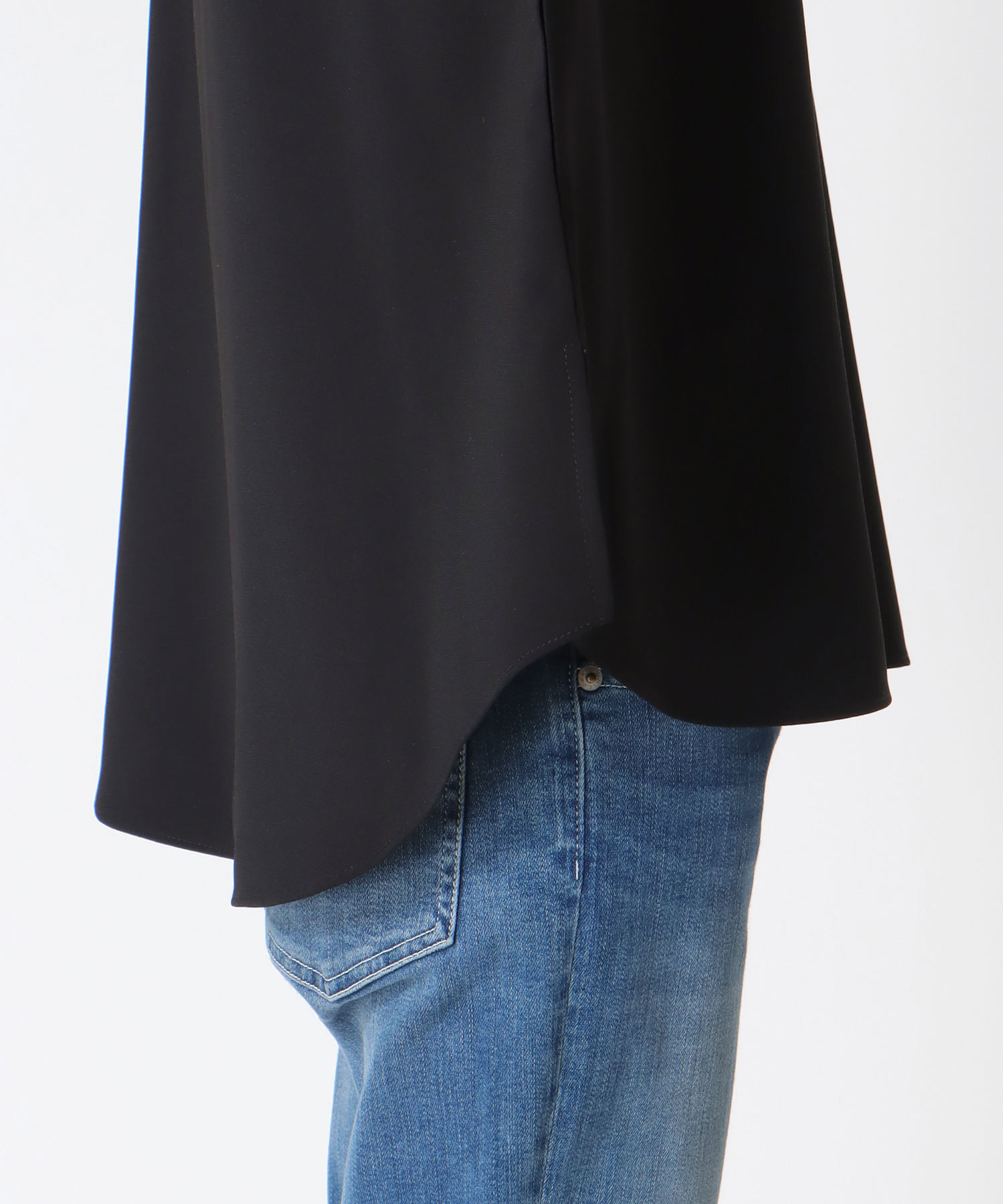 アムンゼンフレンチスリーブブラウス