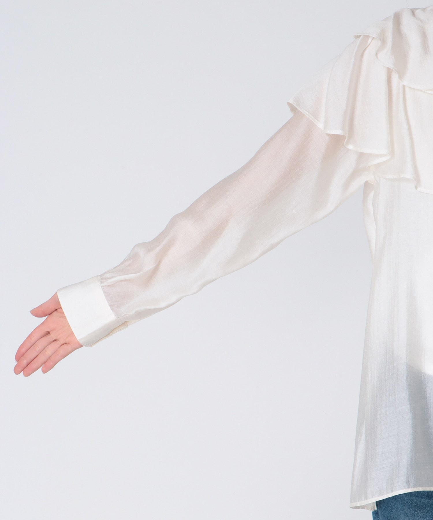 ラッフルフリルブラウス