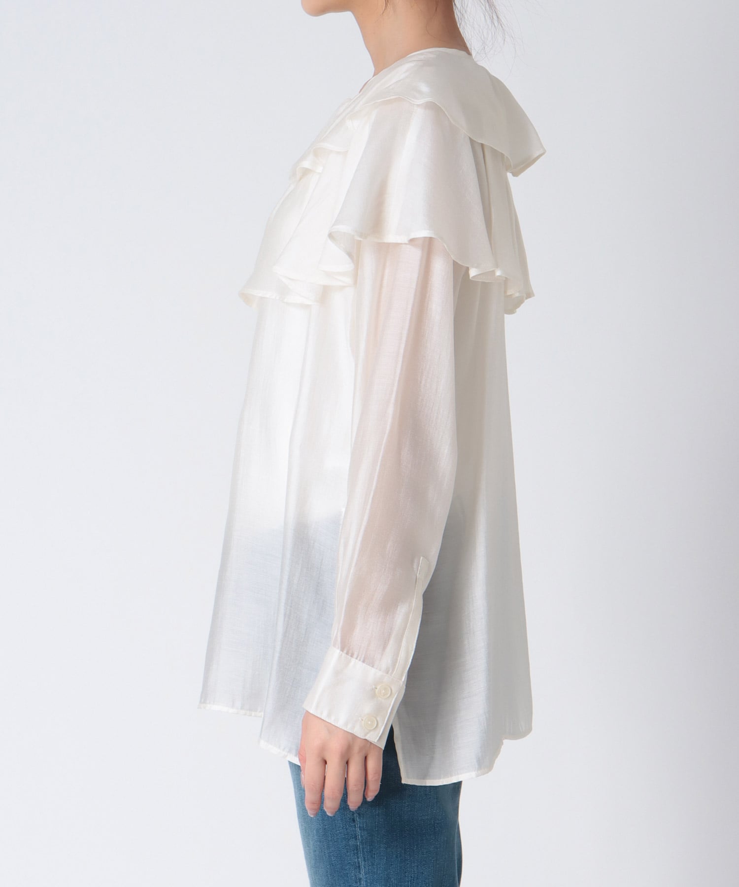 ラッフルフリルブラウス