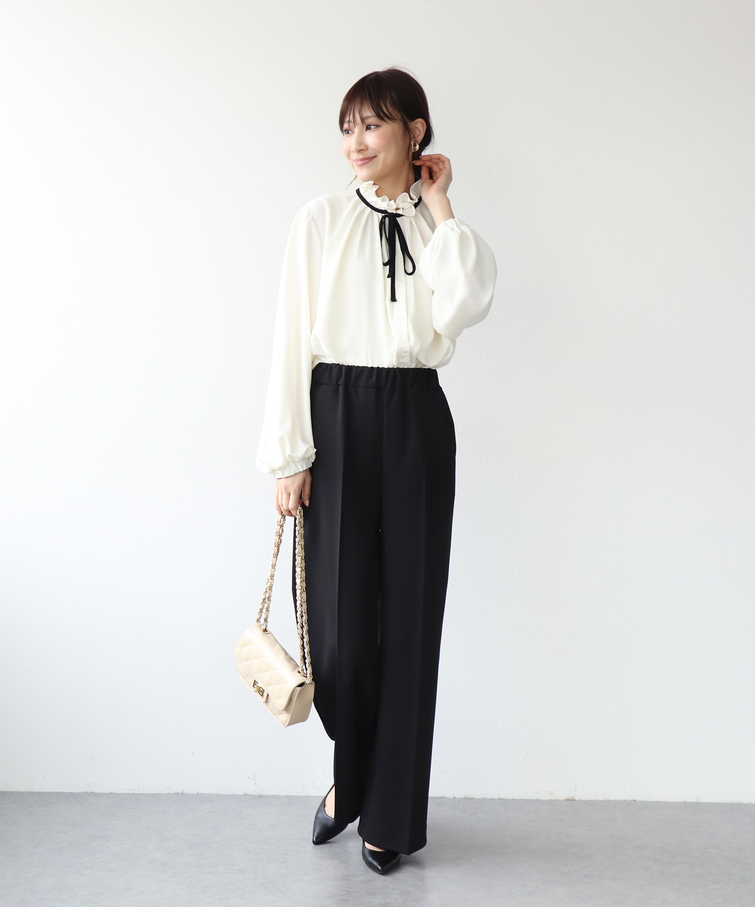 ルーミー美脚パンツ