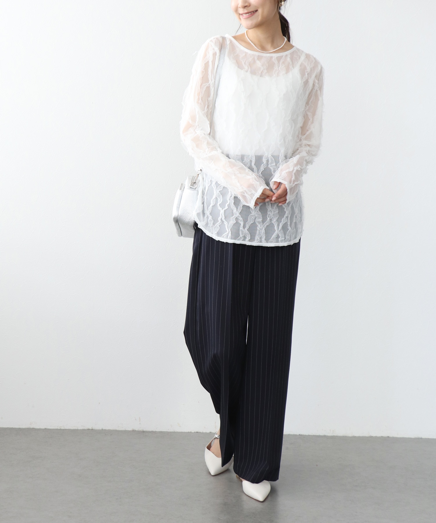 ピンストライプワイドパンツ