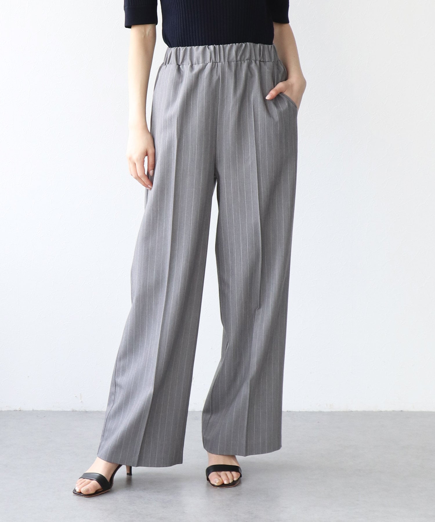 ピンストライプワイドパンツ