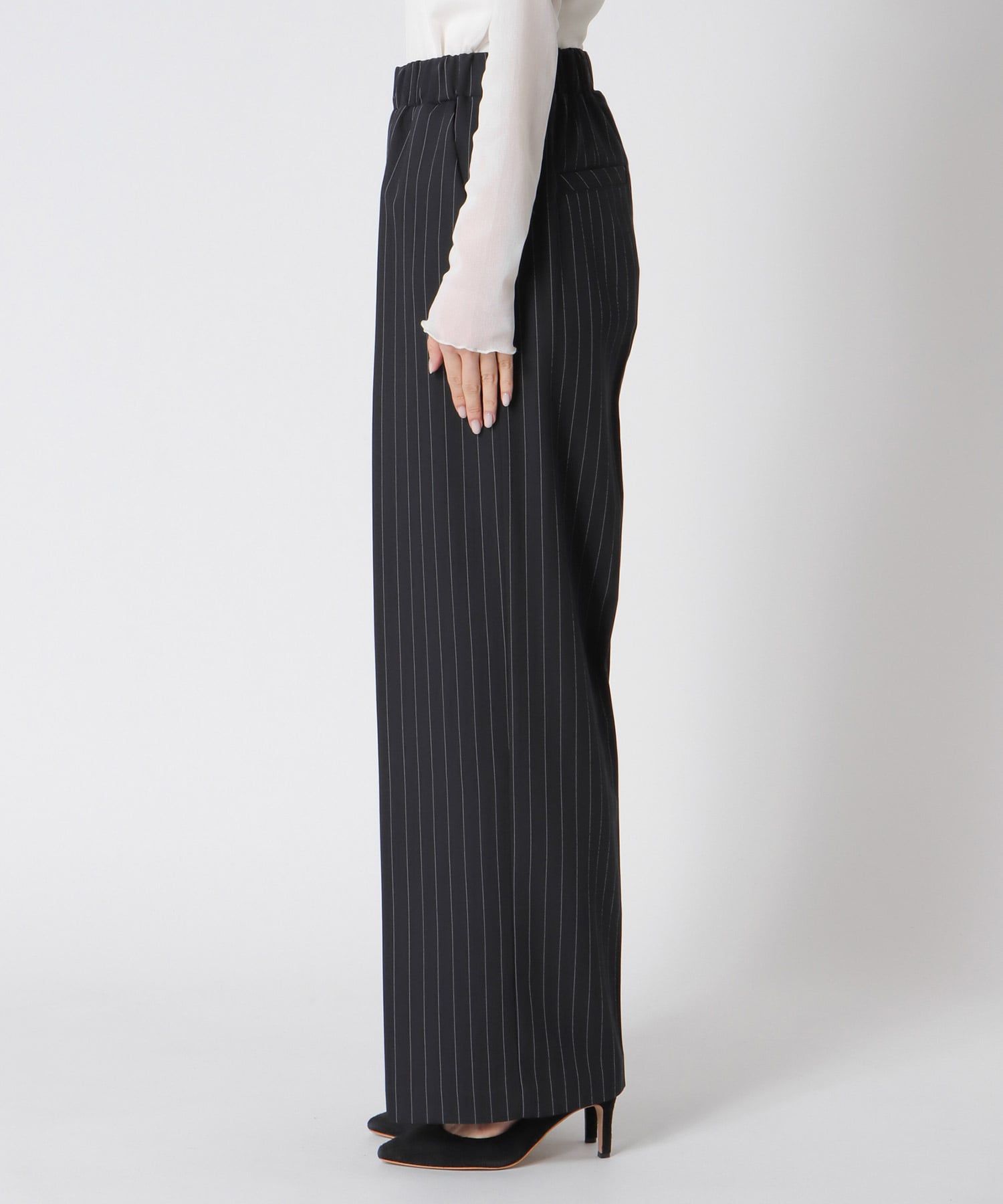 ピンストライプワイドパンツ
