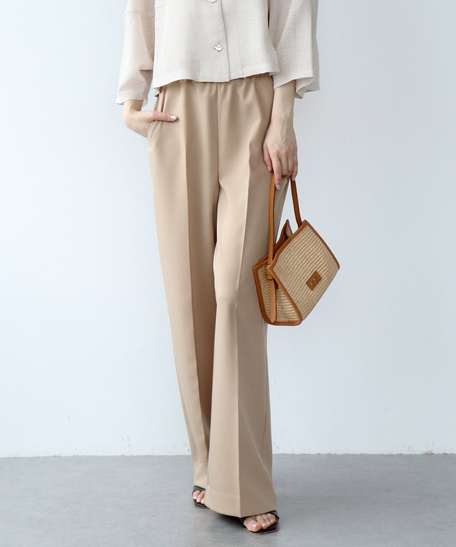 ルーミーパンツベーシック