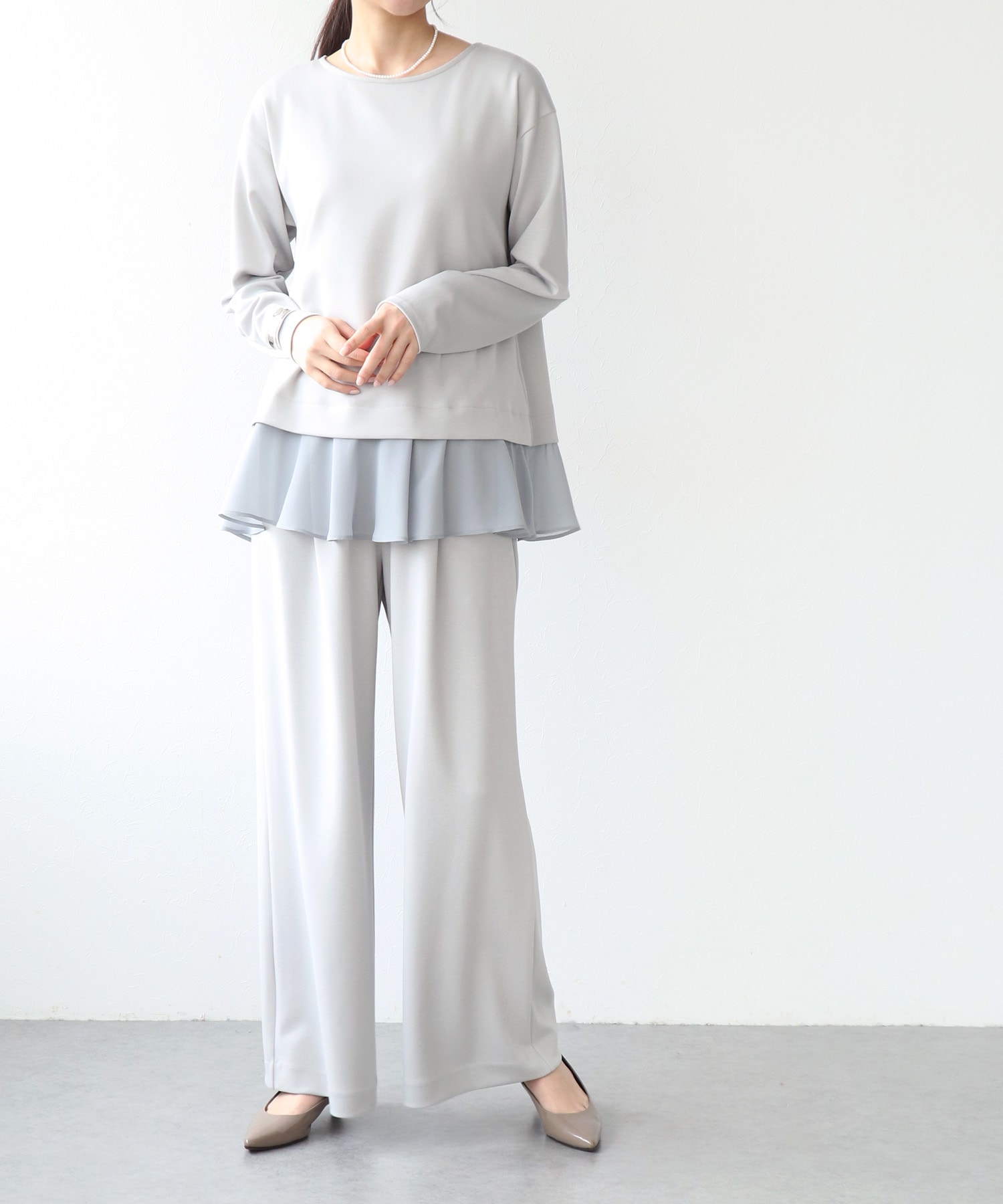 綺麗見えジャージーヘムフリルトップス