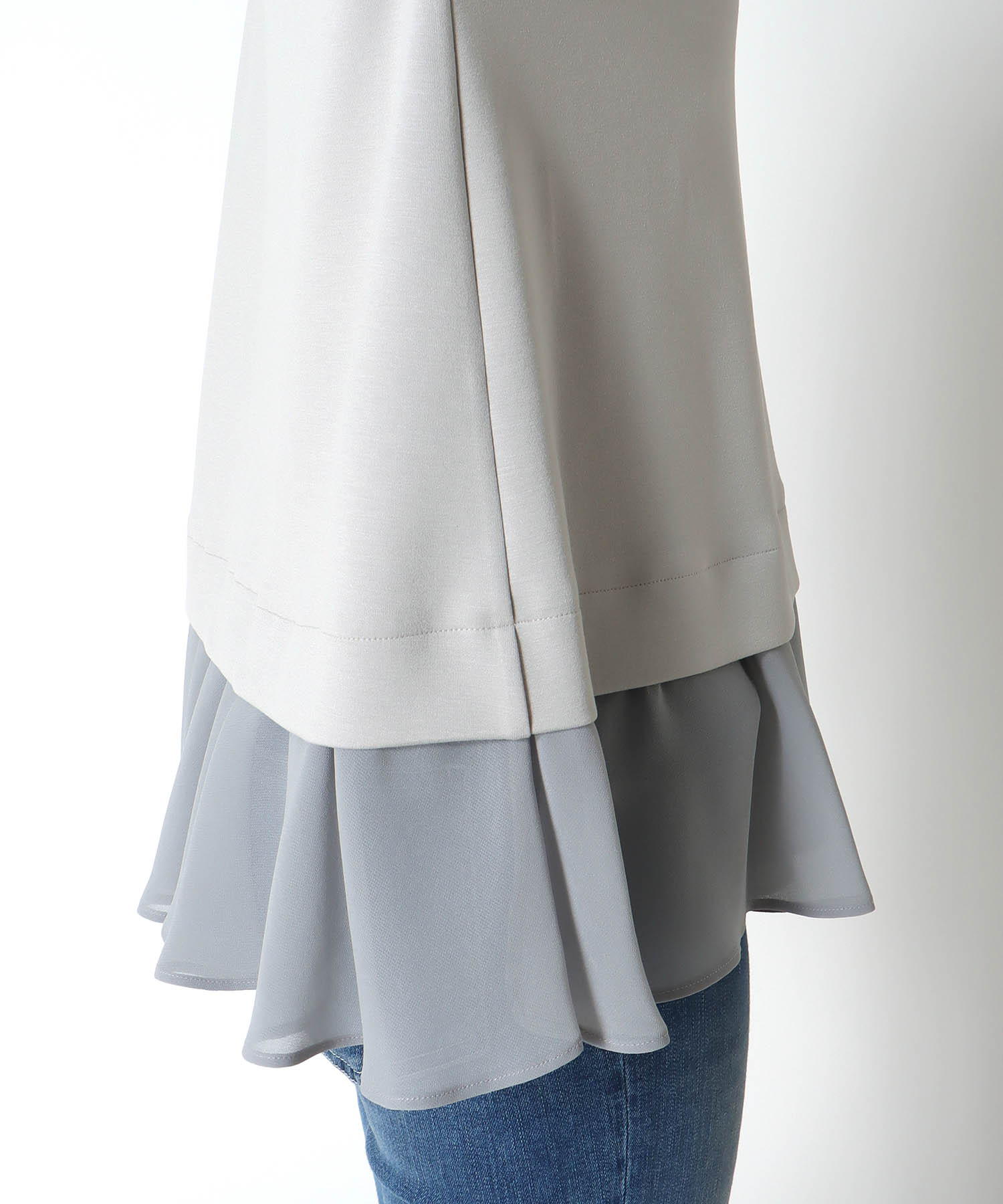 綺麗見えジャージーヘムフリルトップス