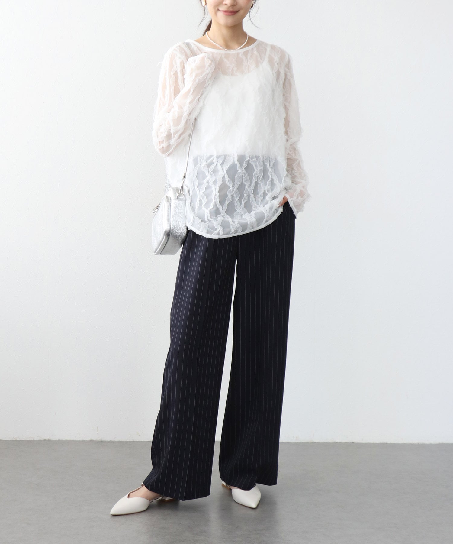 チュールフリルトップス