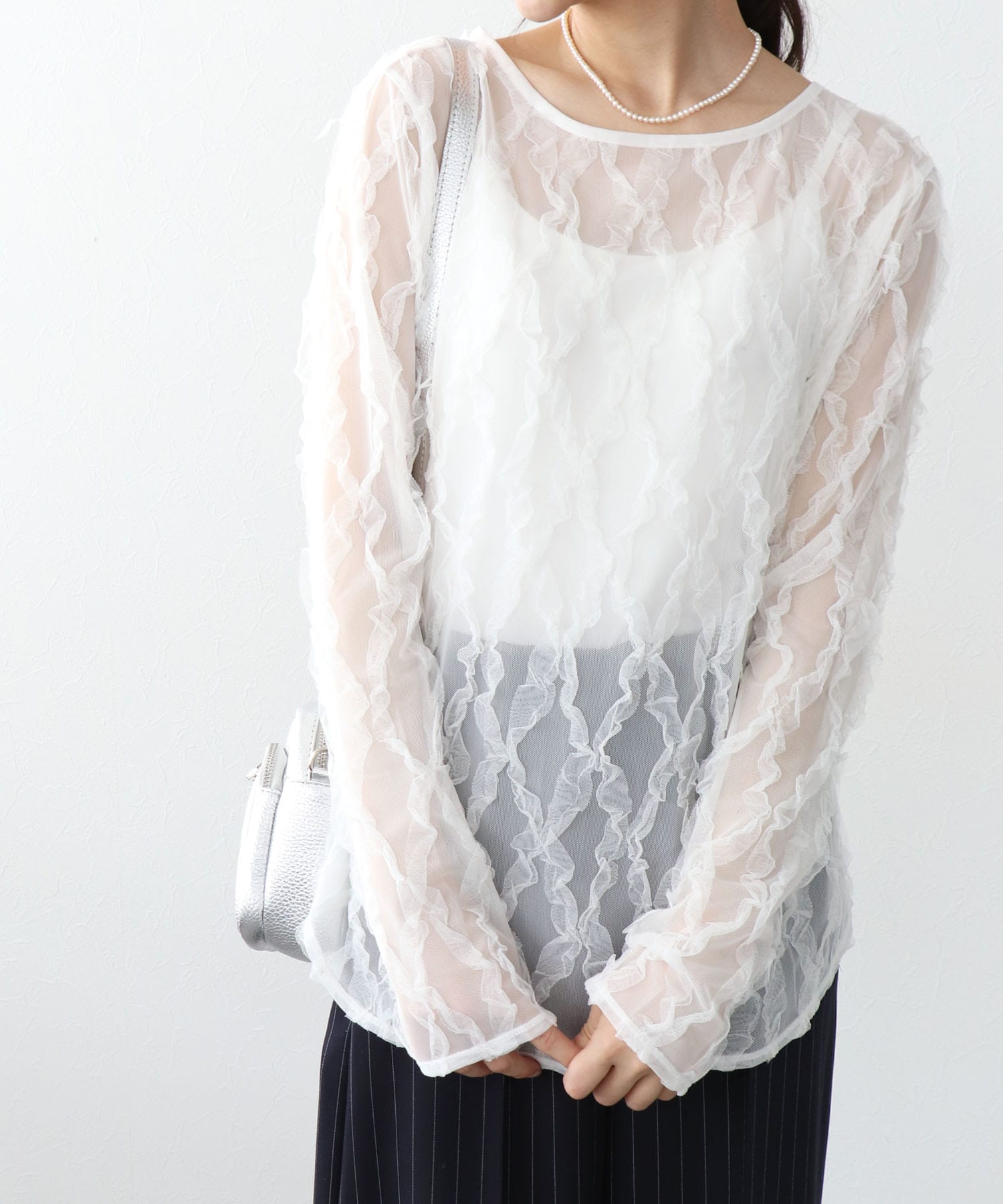 チュールフリルトップス