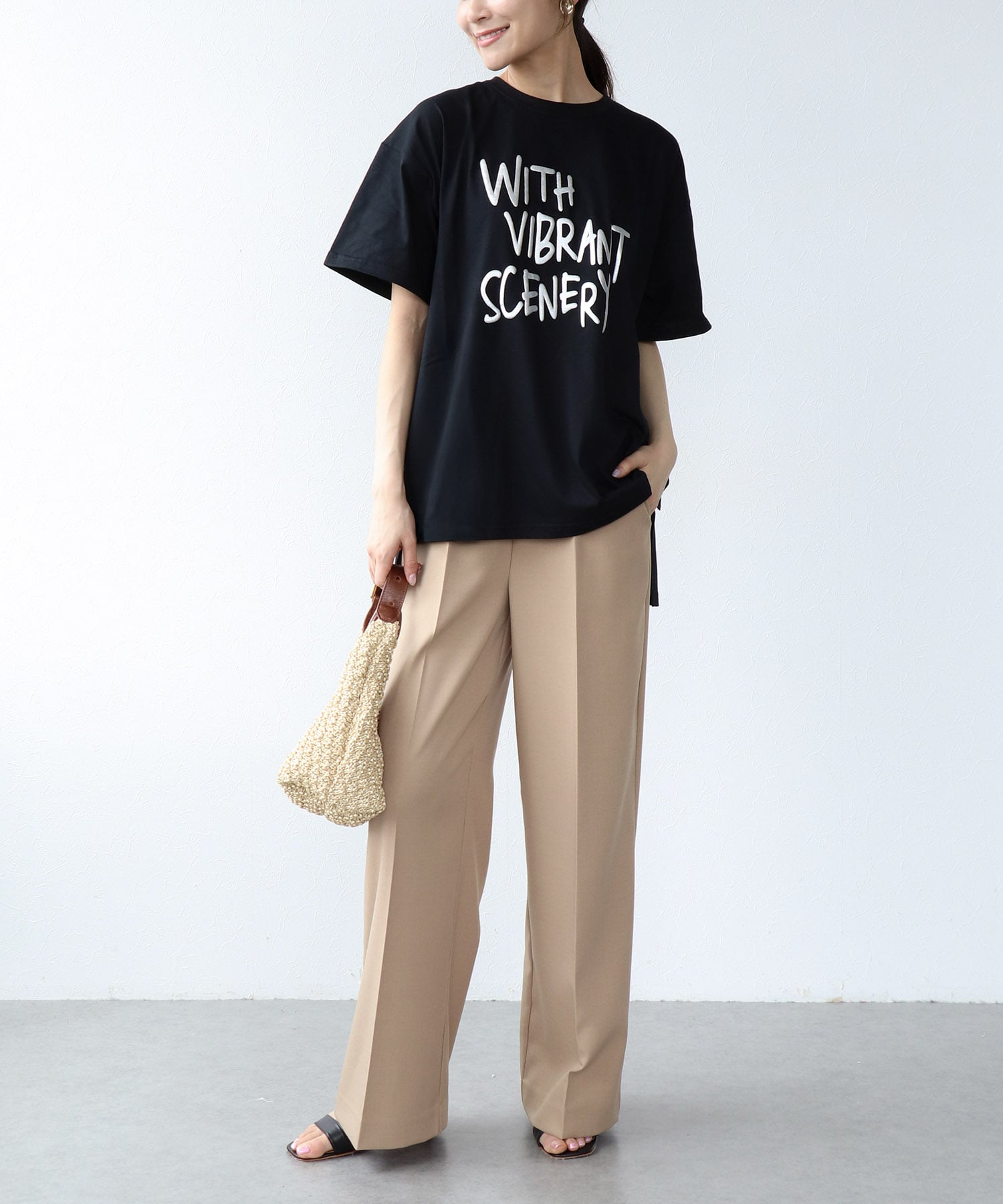 箔ロゴプリントTシャツ