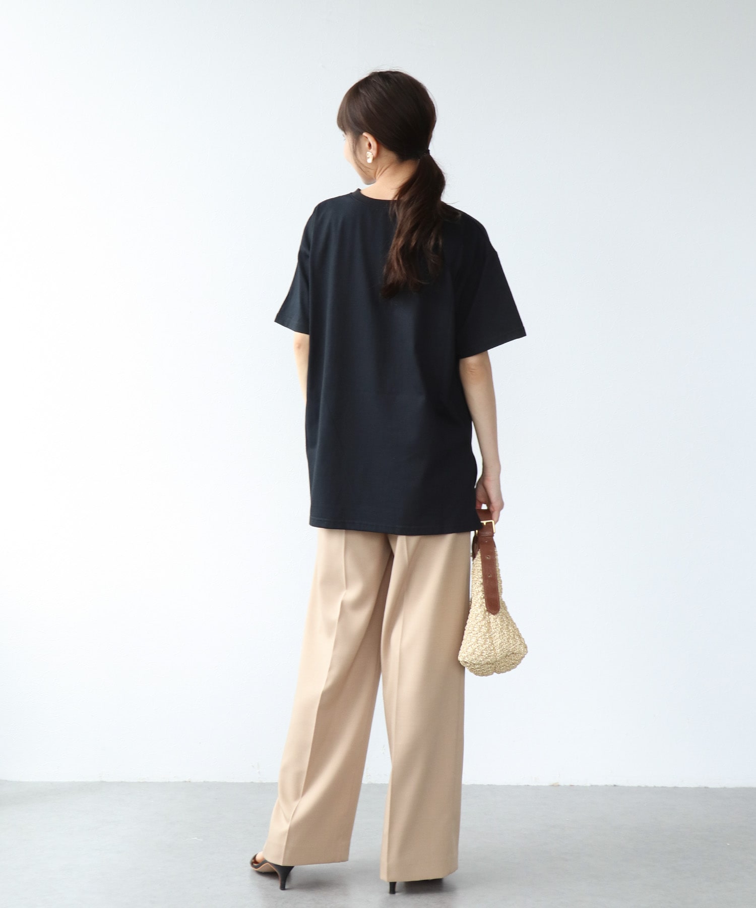 箔ロゴプリントTシャツ