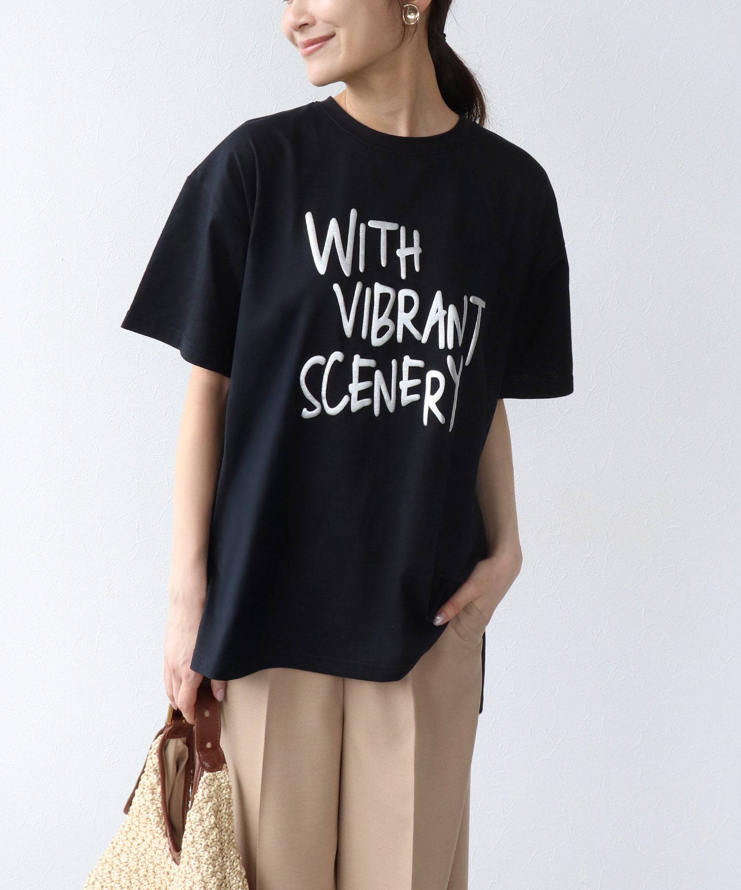 箔ロゴプリントTシャツ