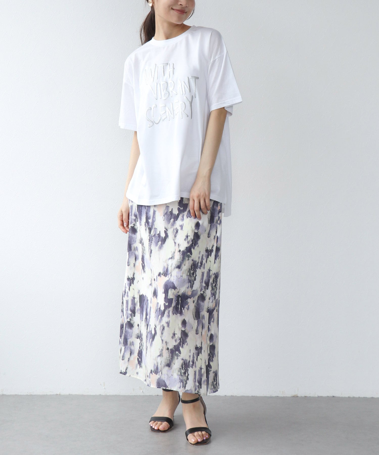 箔ロゴプリントTシャツ