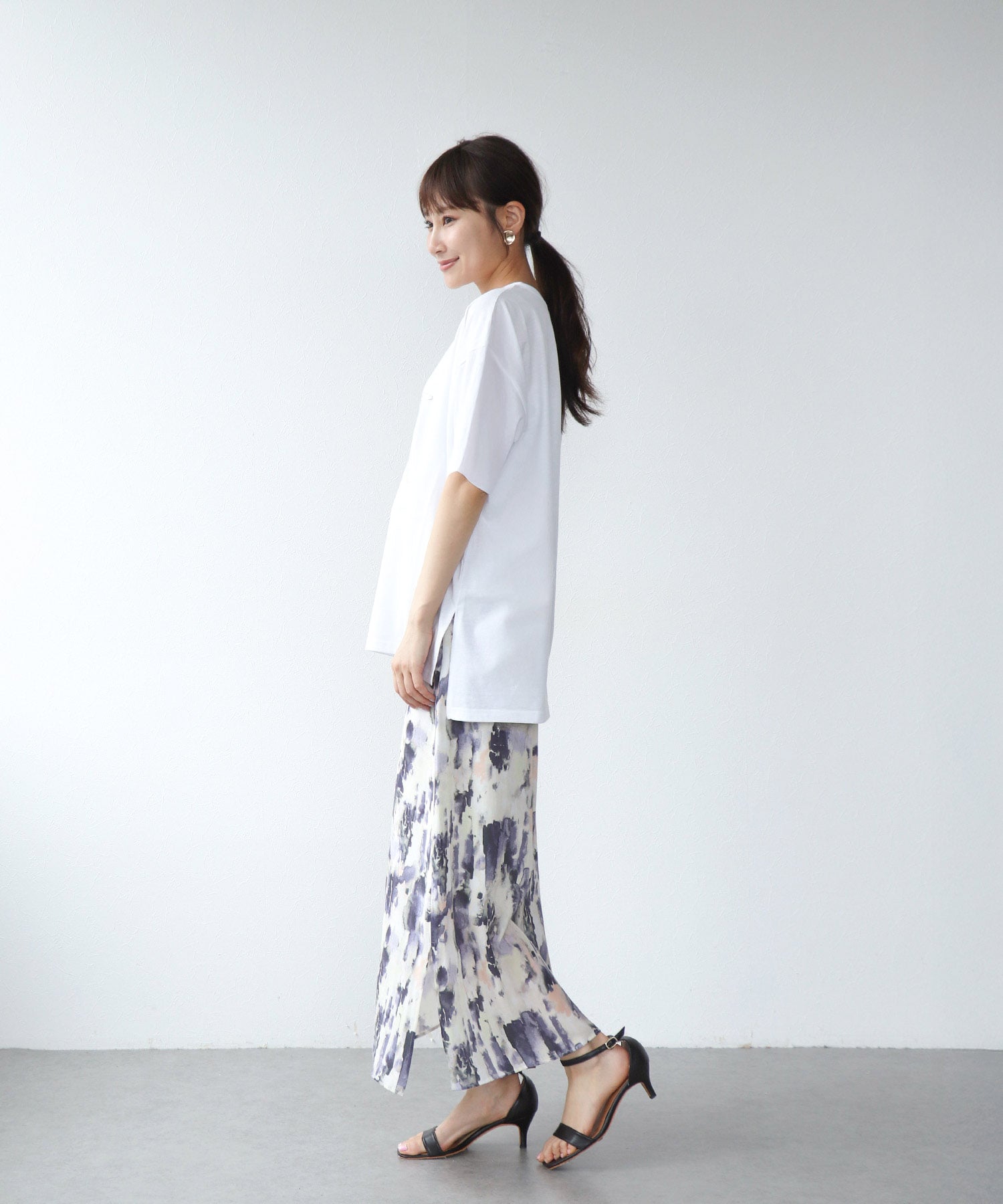 箔ロゴプリントTシャツ