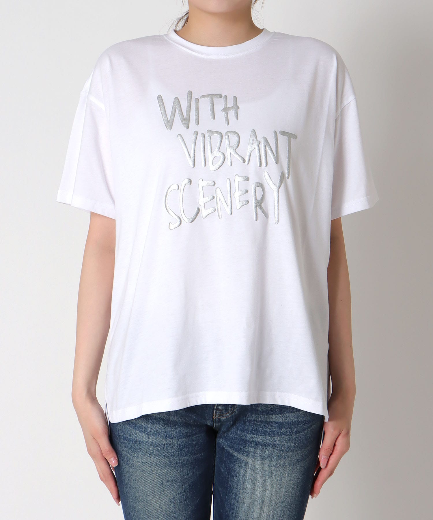 箔ロゴプリントTシャツ