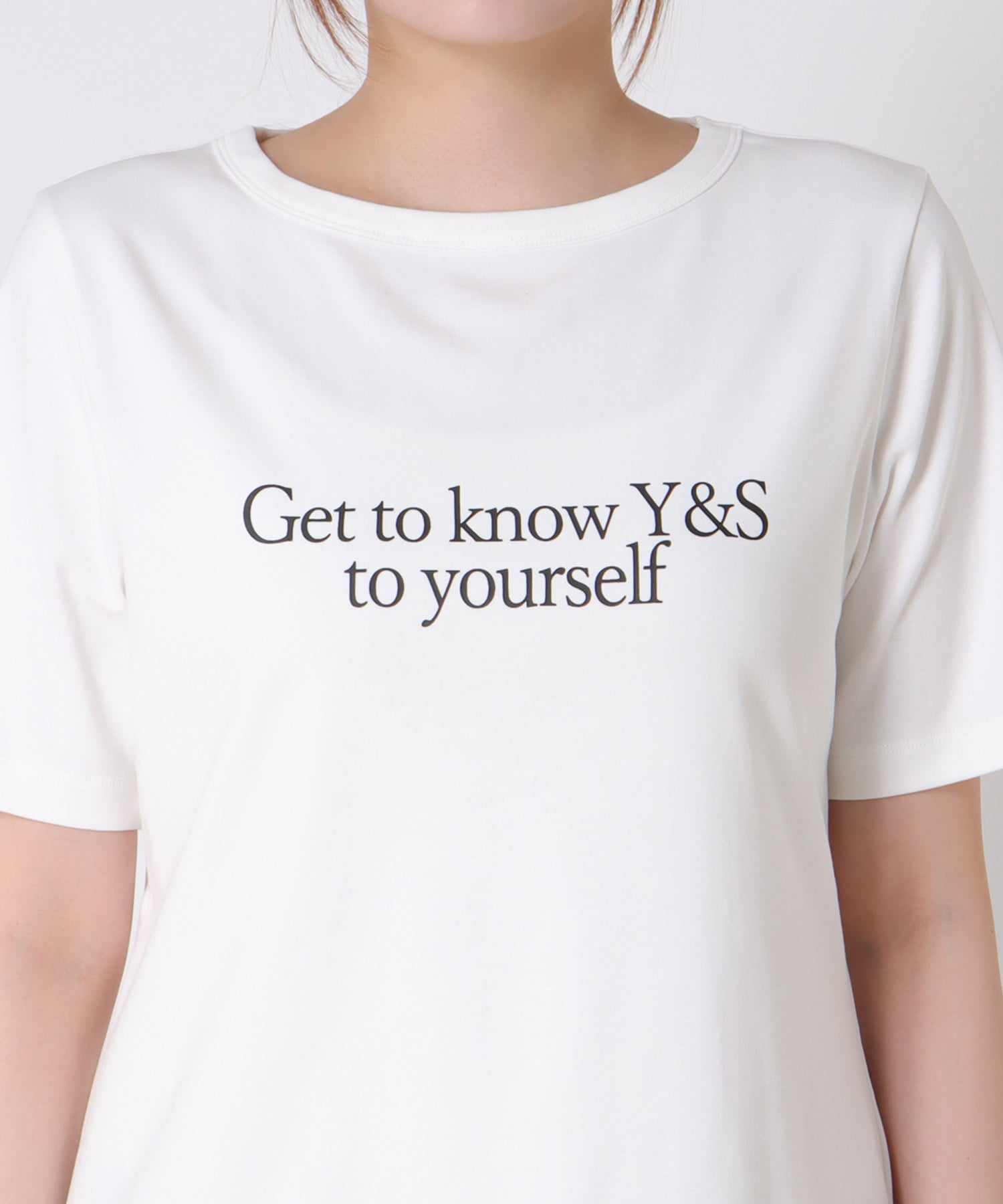 ワイドネックプリントTシャツ