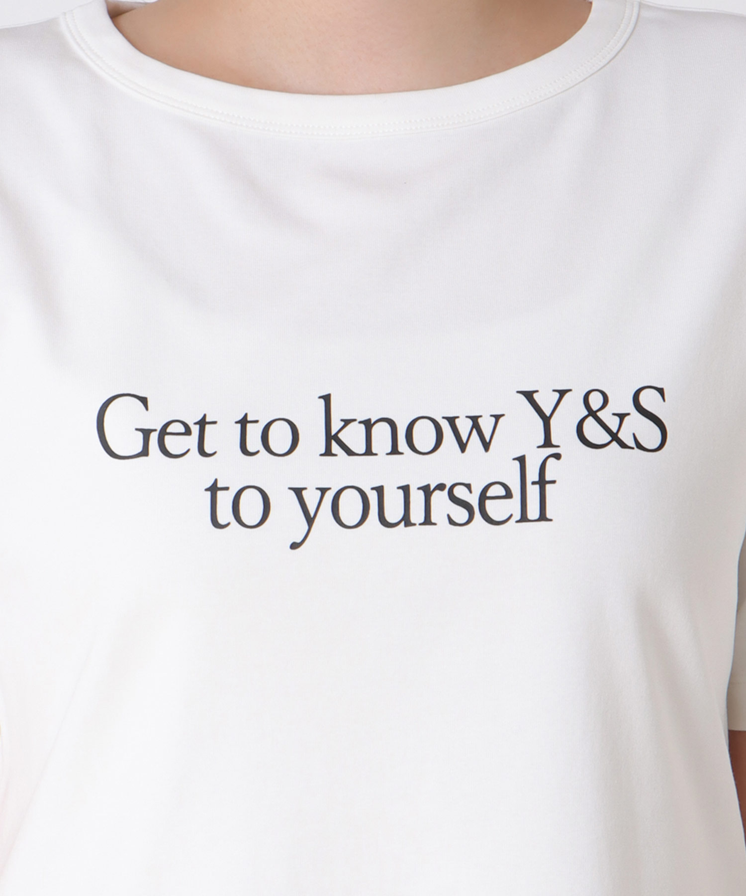 ワイドネックプリントTシャツ