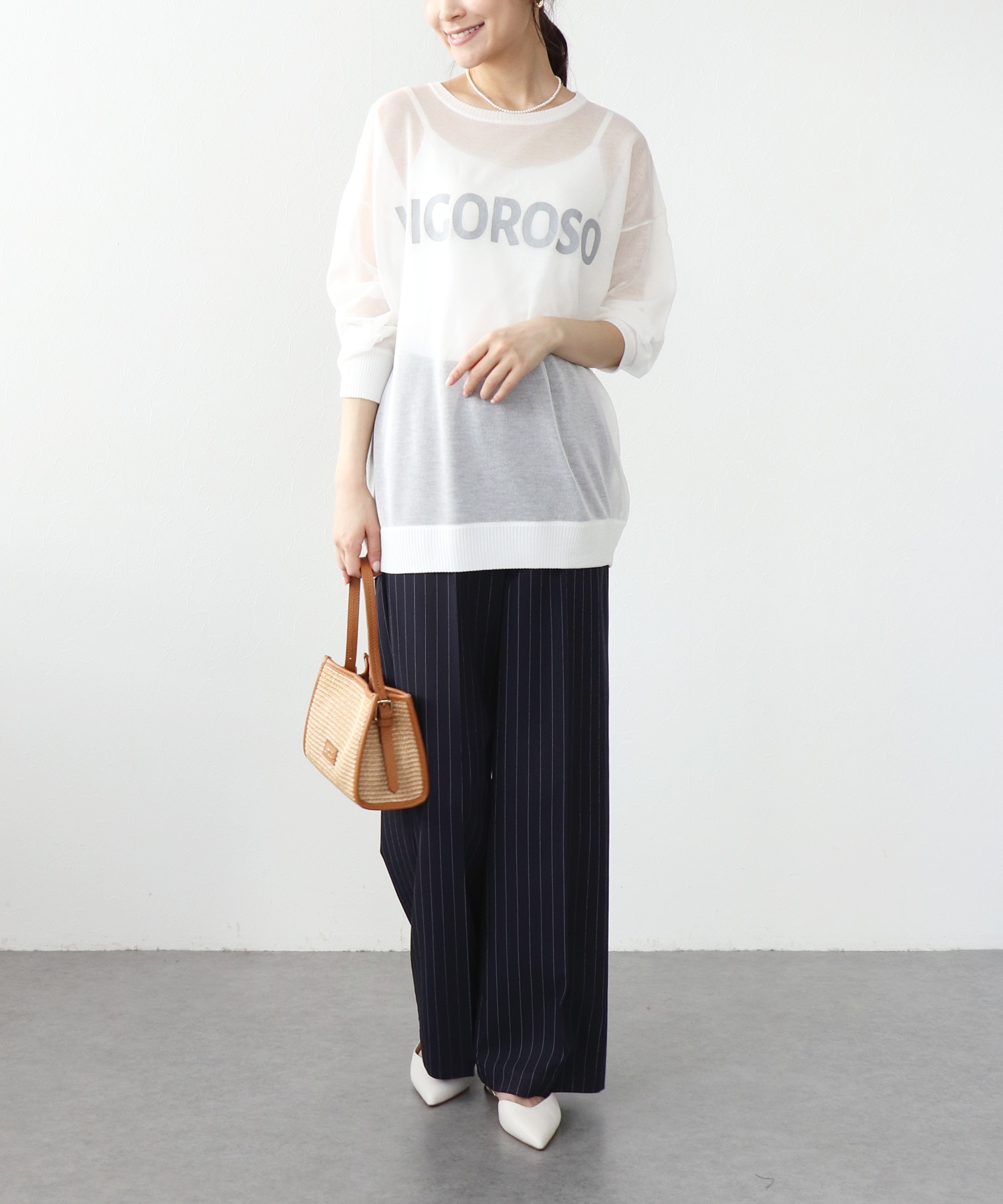 ロゴプリントシアーニット