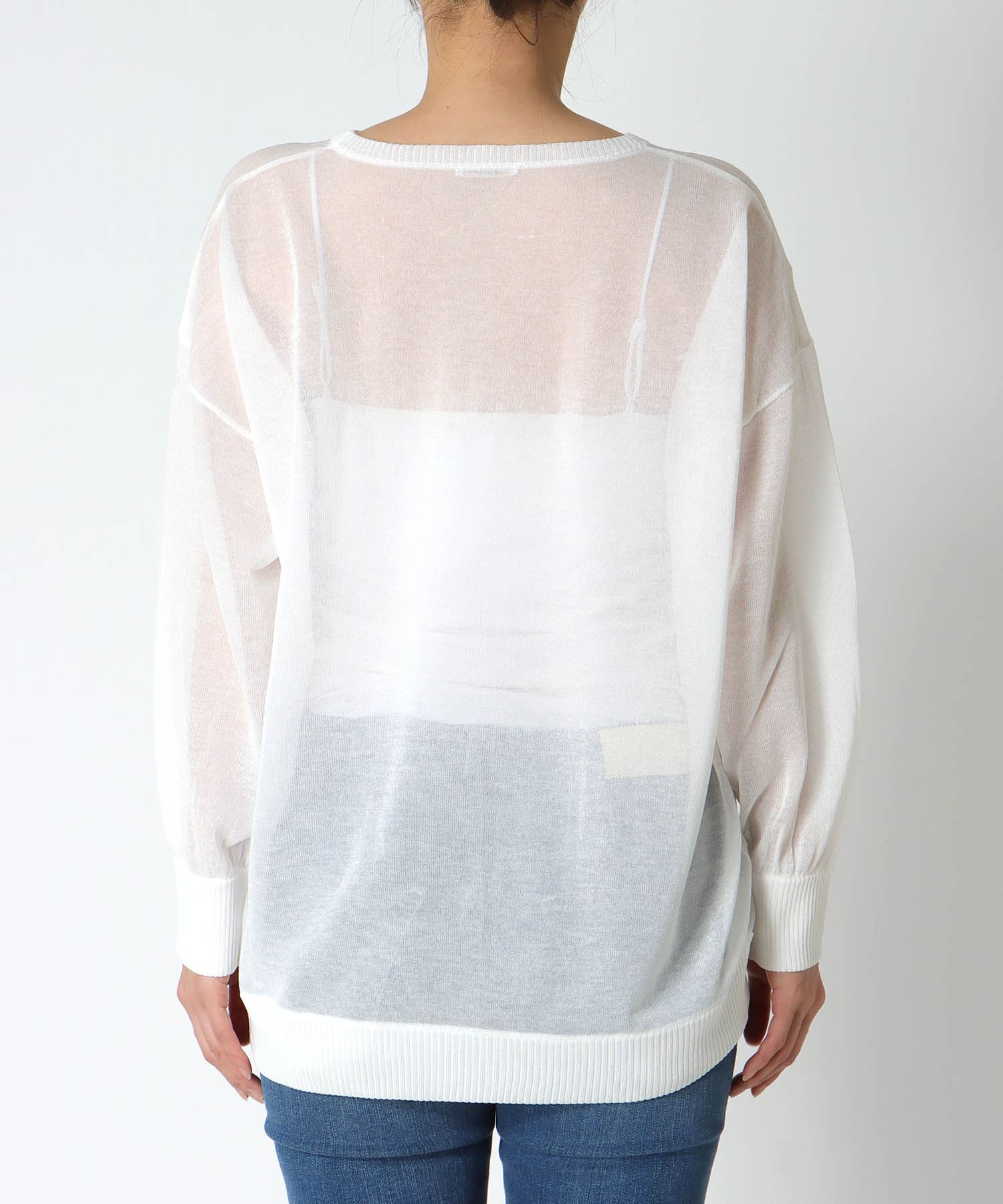 ロゴプリントシアーニット