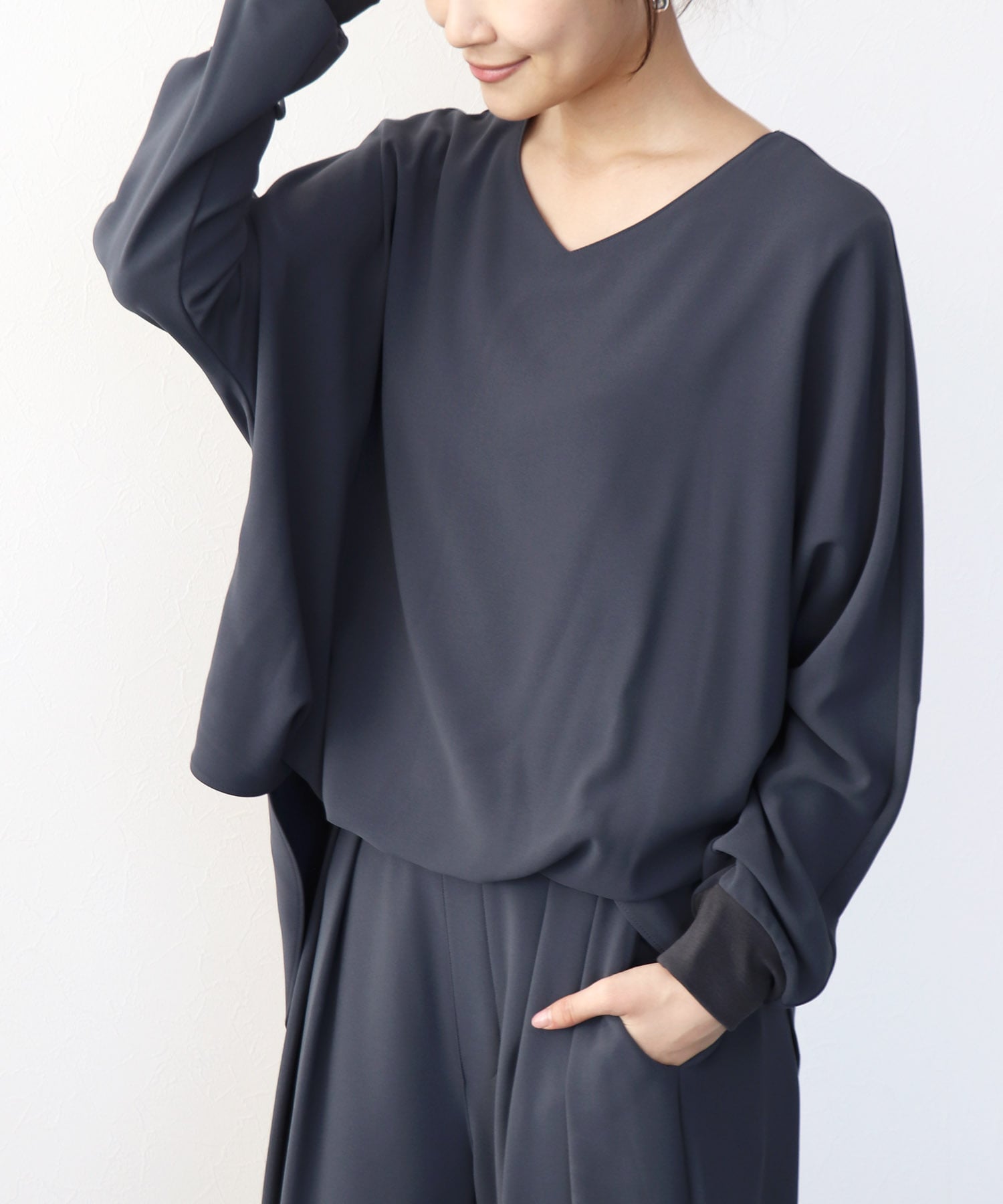 ブラウジング袖リブブラウス