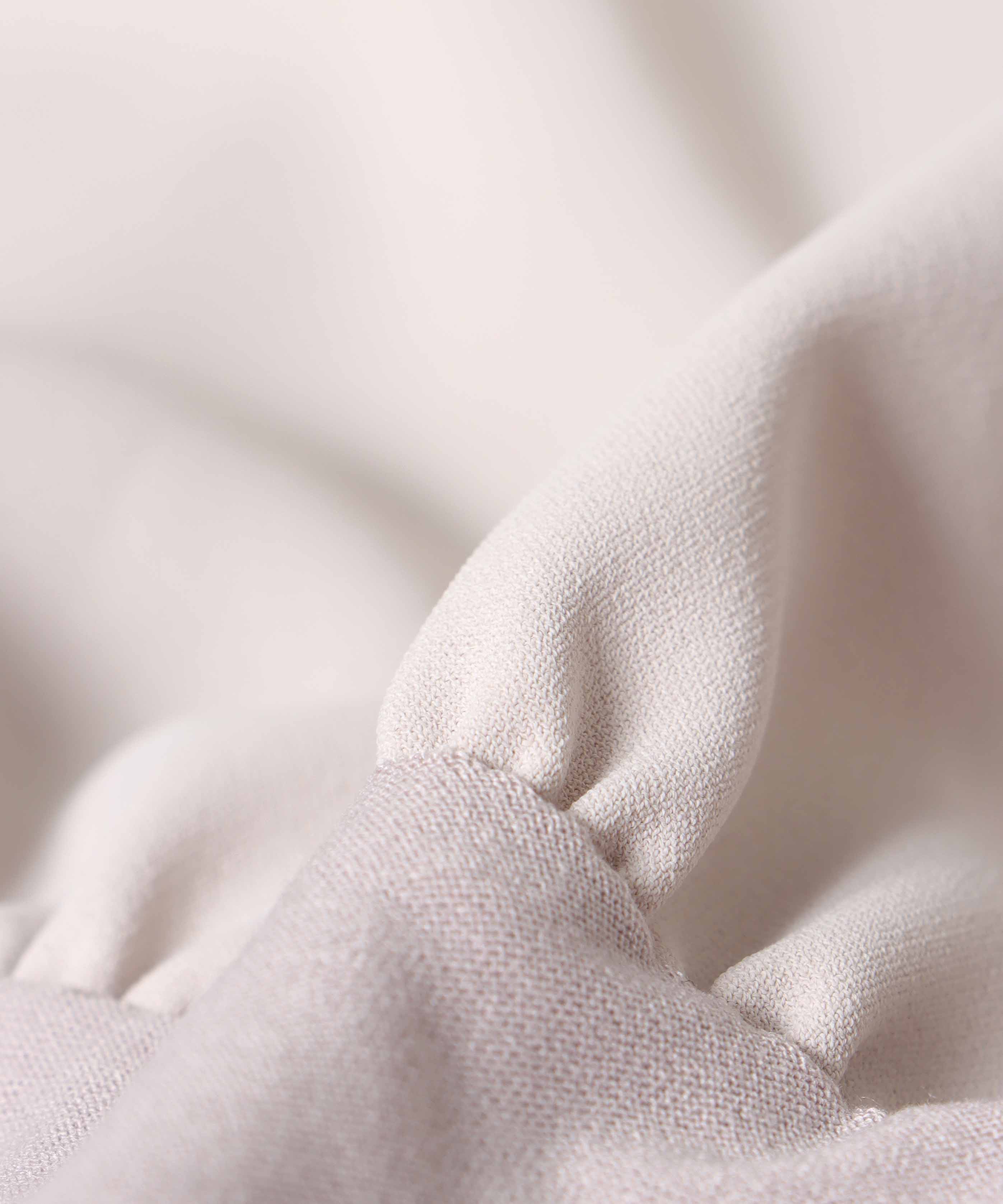 ブラウジング袖リブブラウス