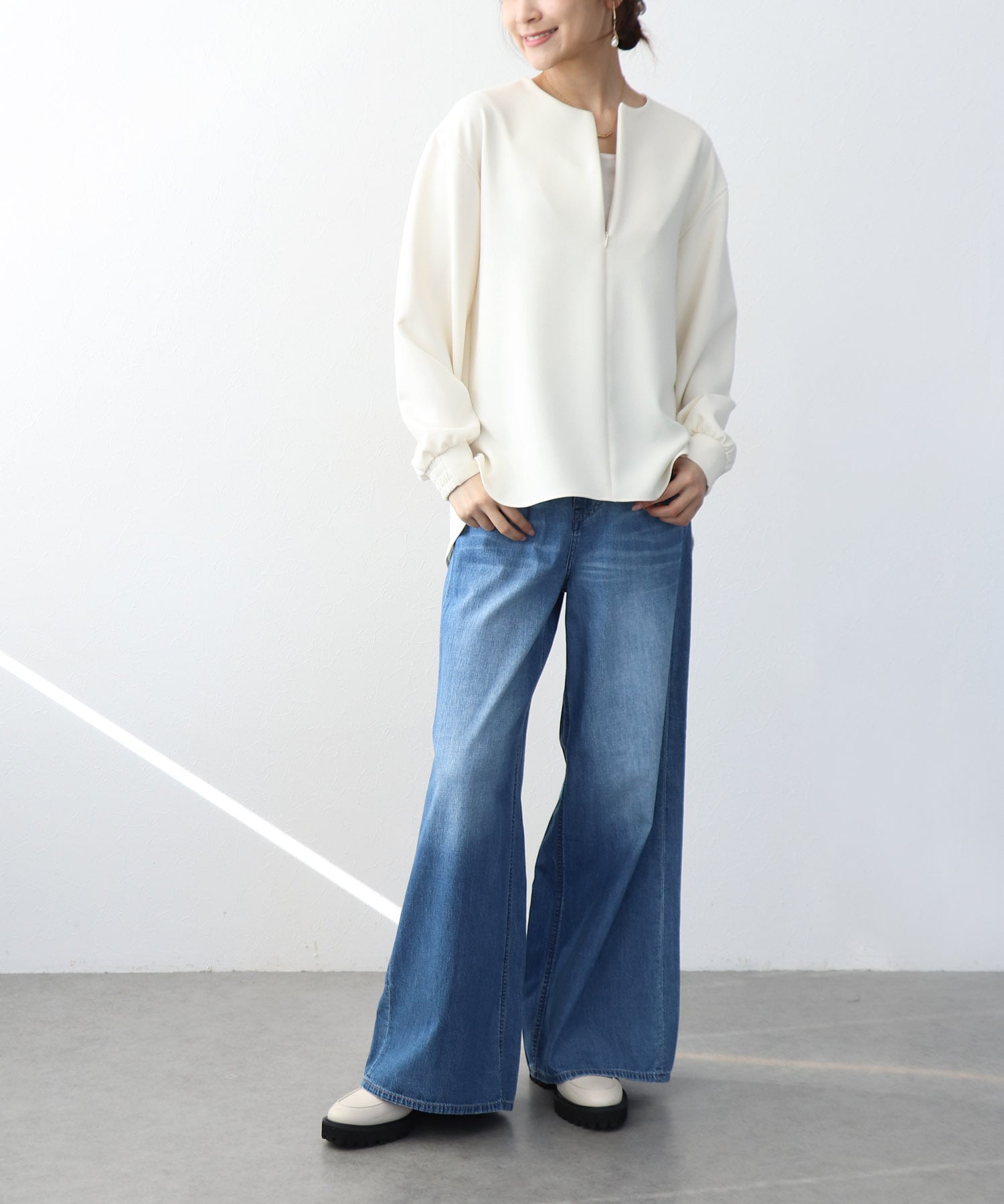 スキッパーデザインブラウス