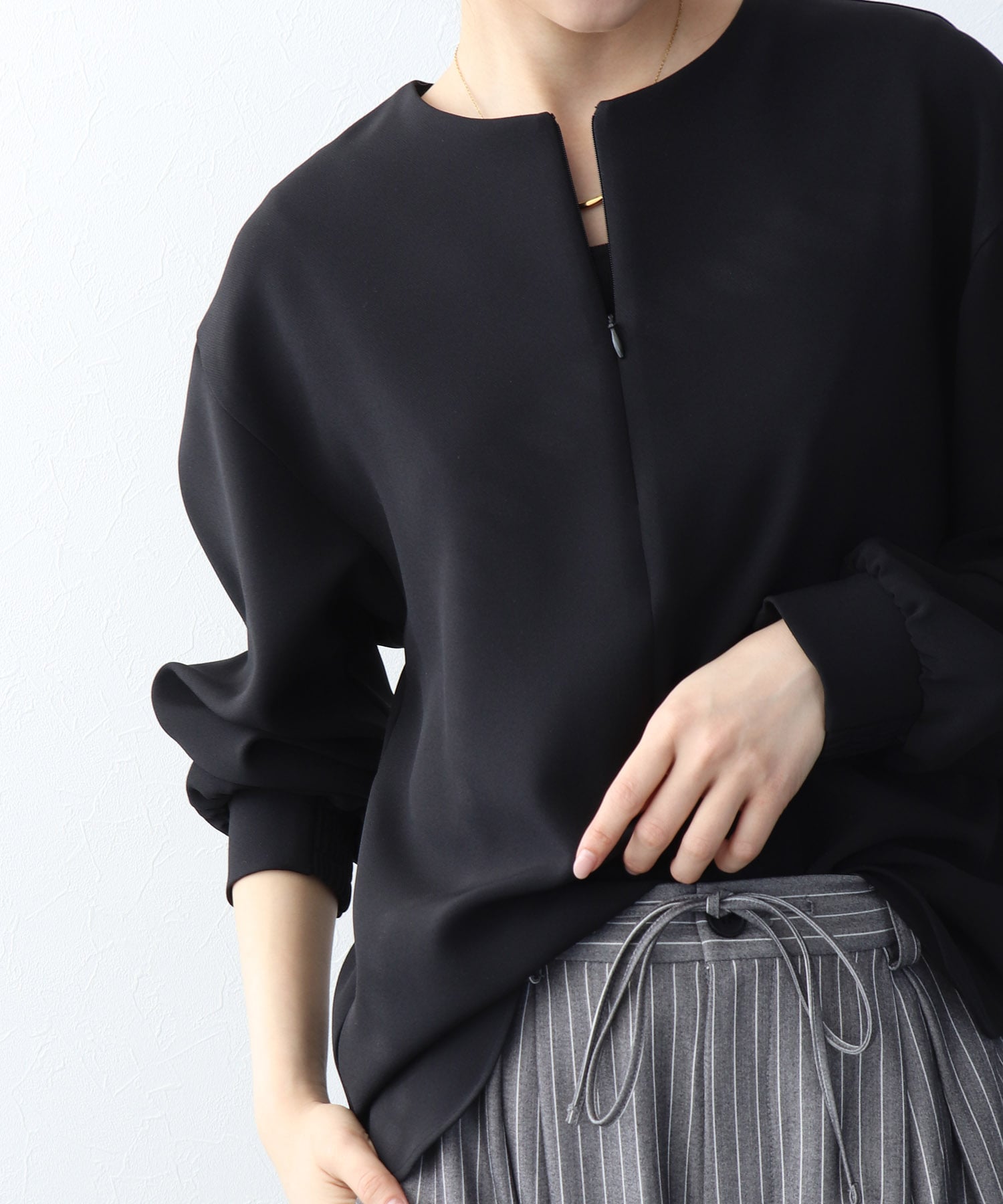 スキッパーデザインブラウス