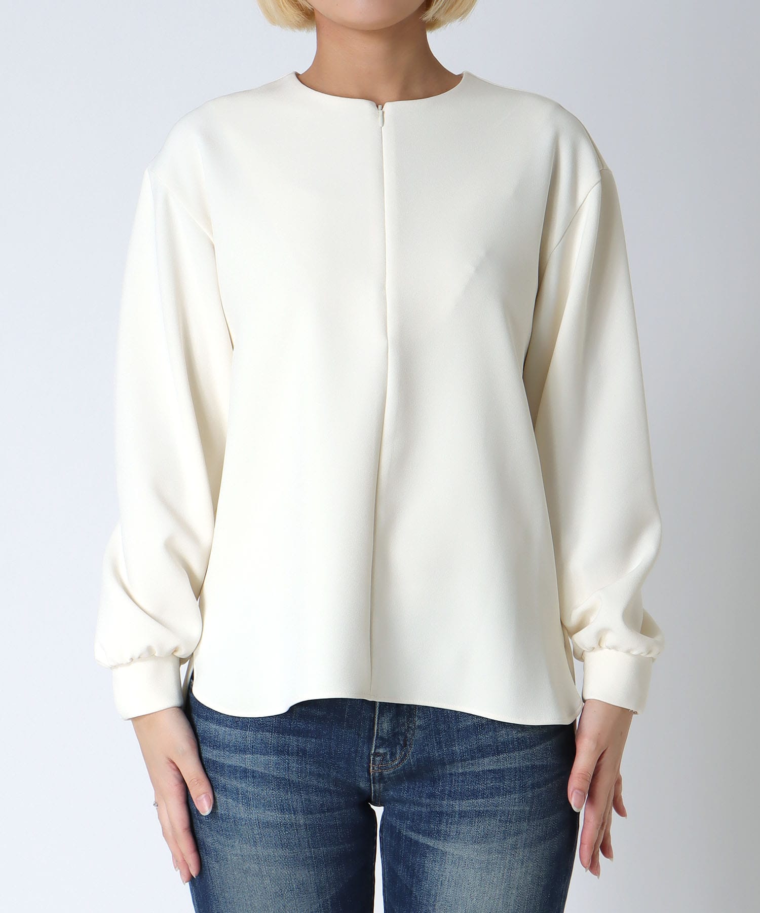 スキッパーデザインブラウス