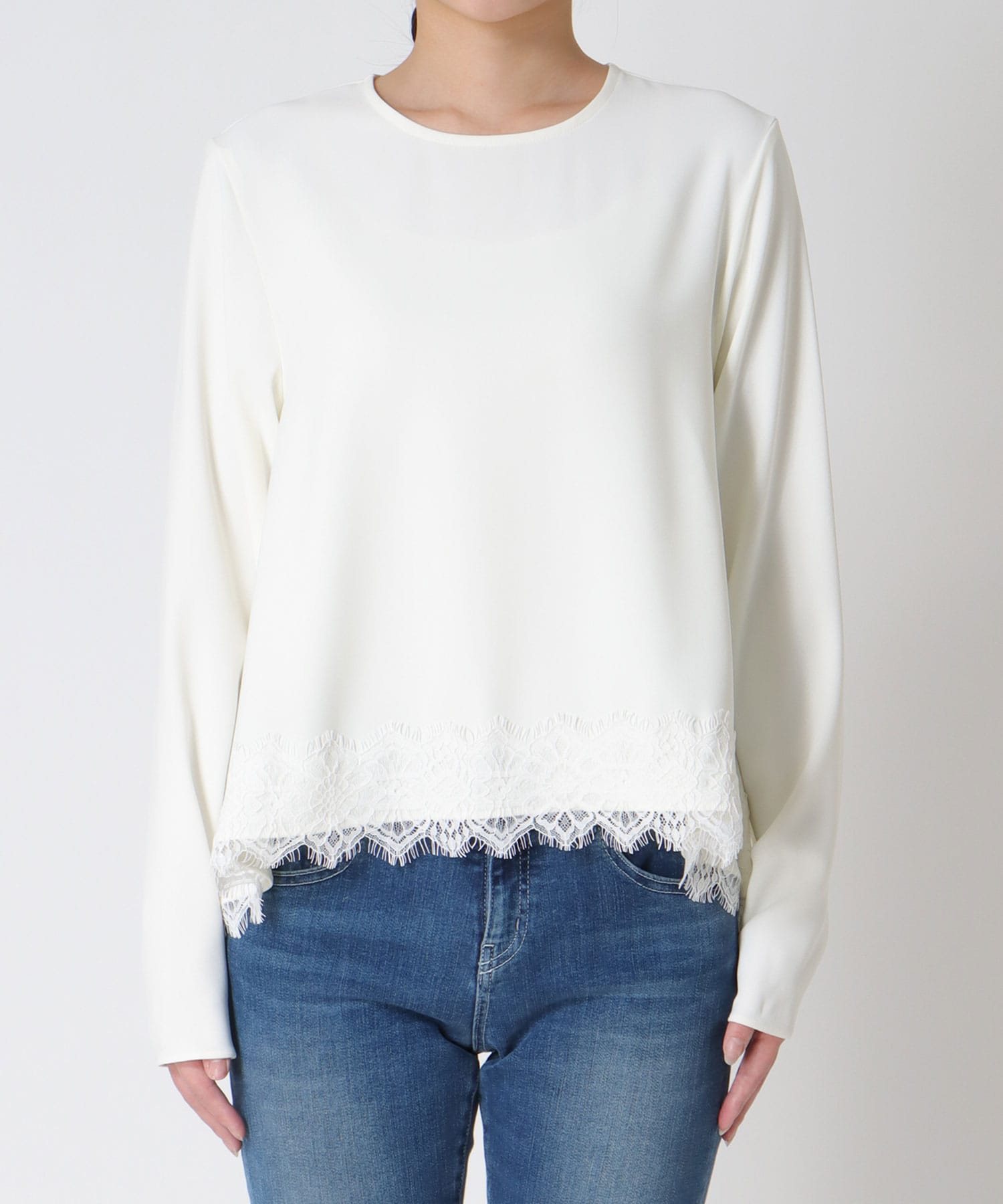 ヘムフレアーブラウス