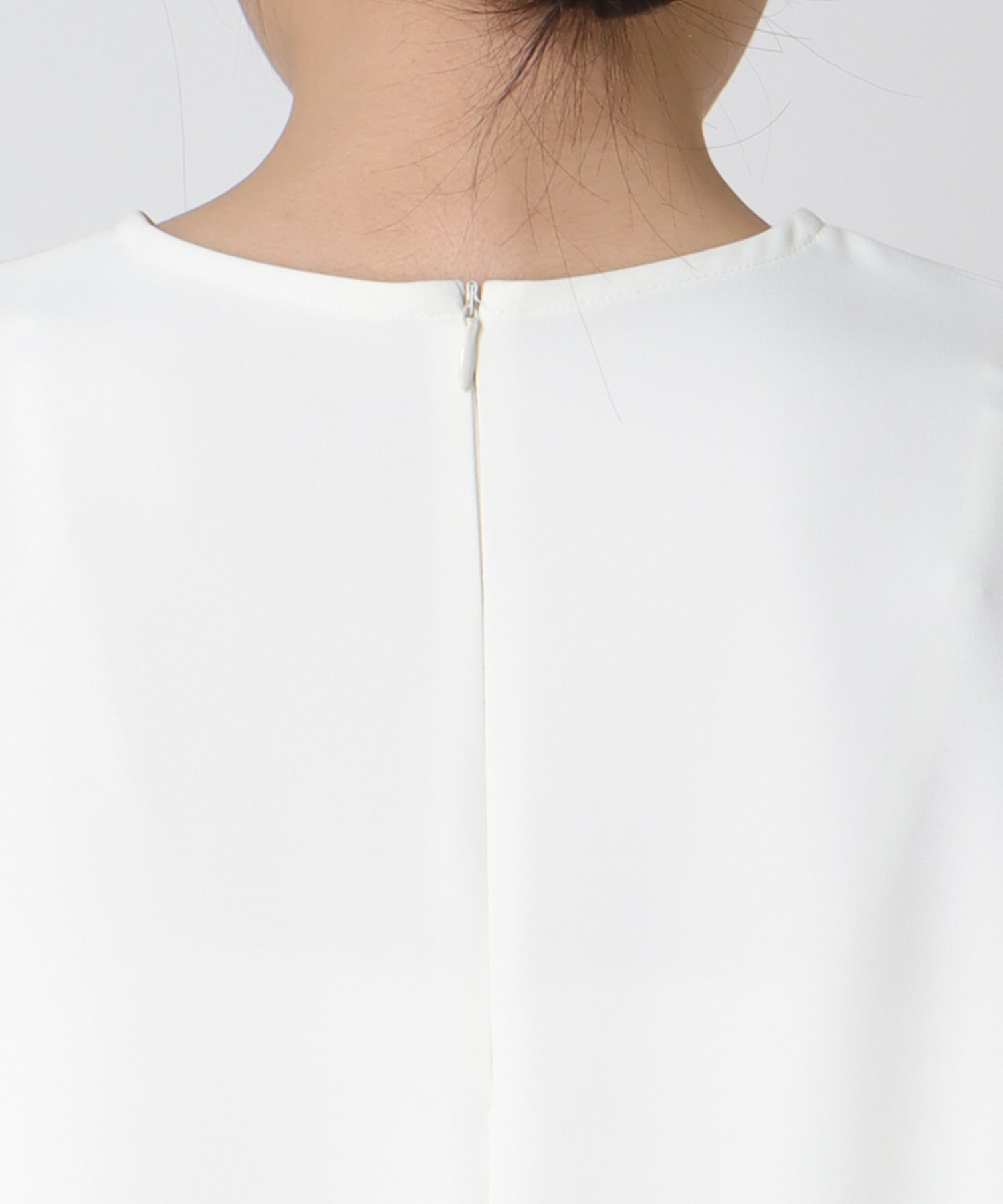 ヘムフレアーブラウス