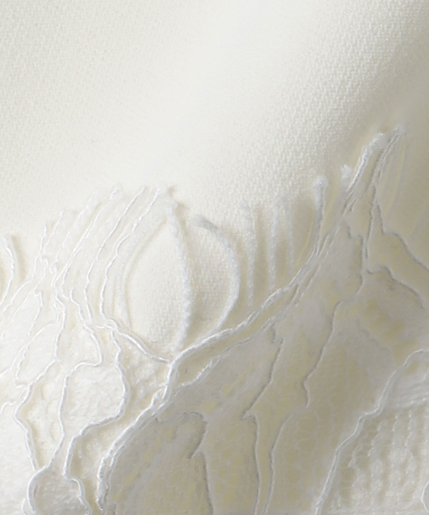 ヘムフレアーブラウス