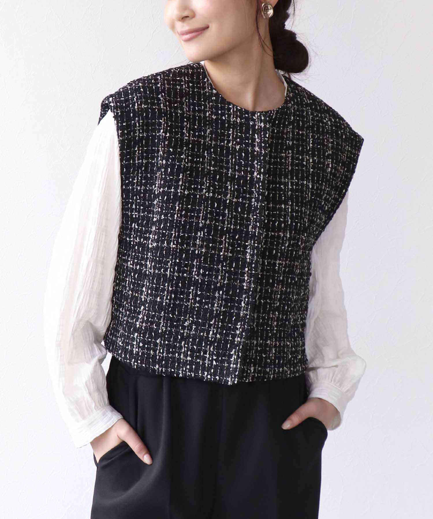 ノーカラーツイードショートベスト