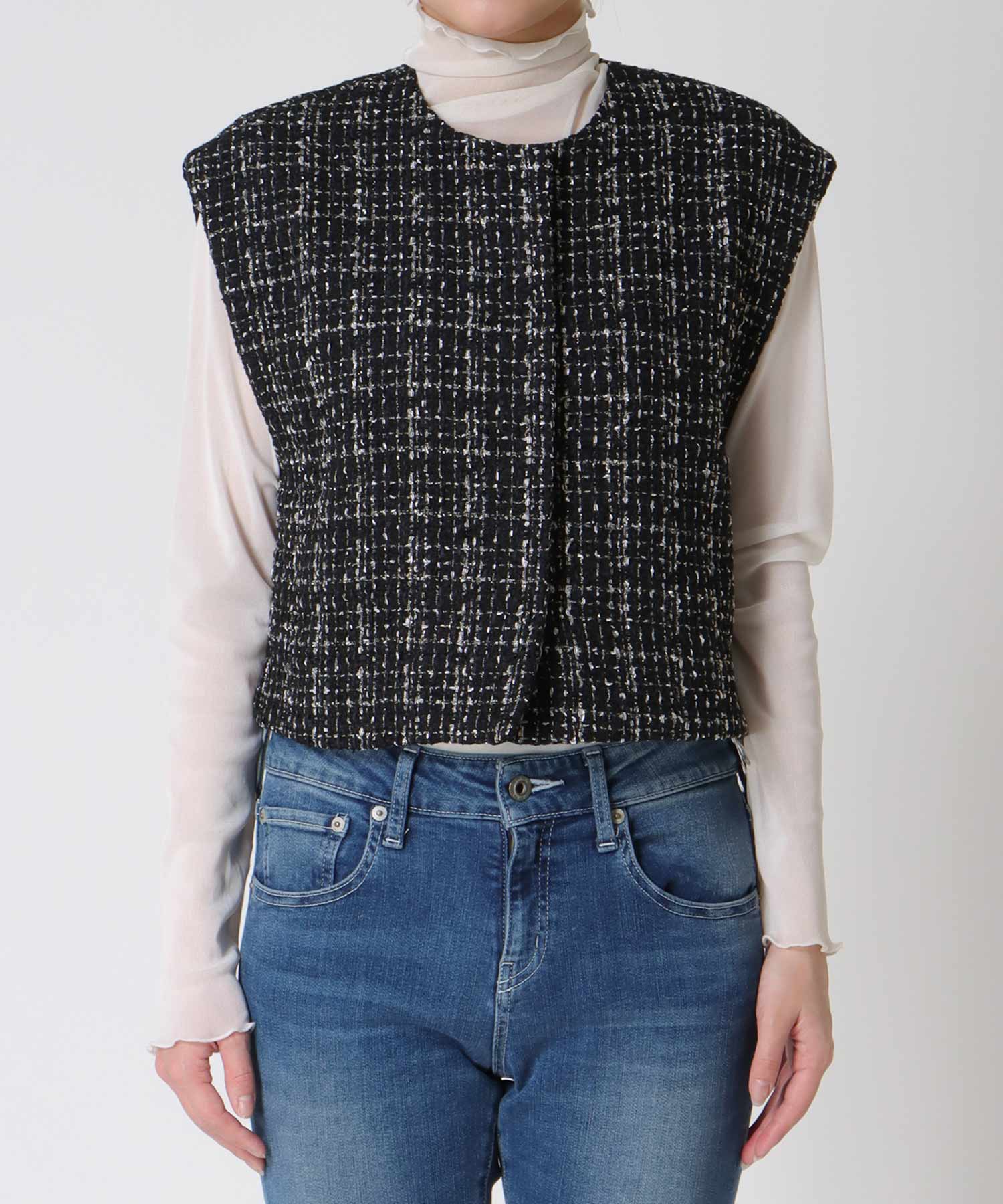 ノーカラーツイードショートベスト