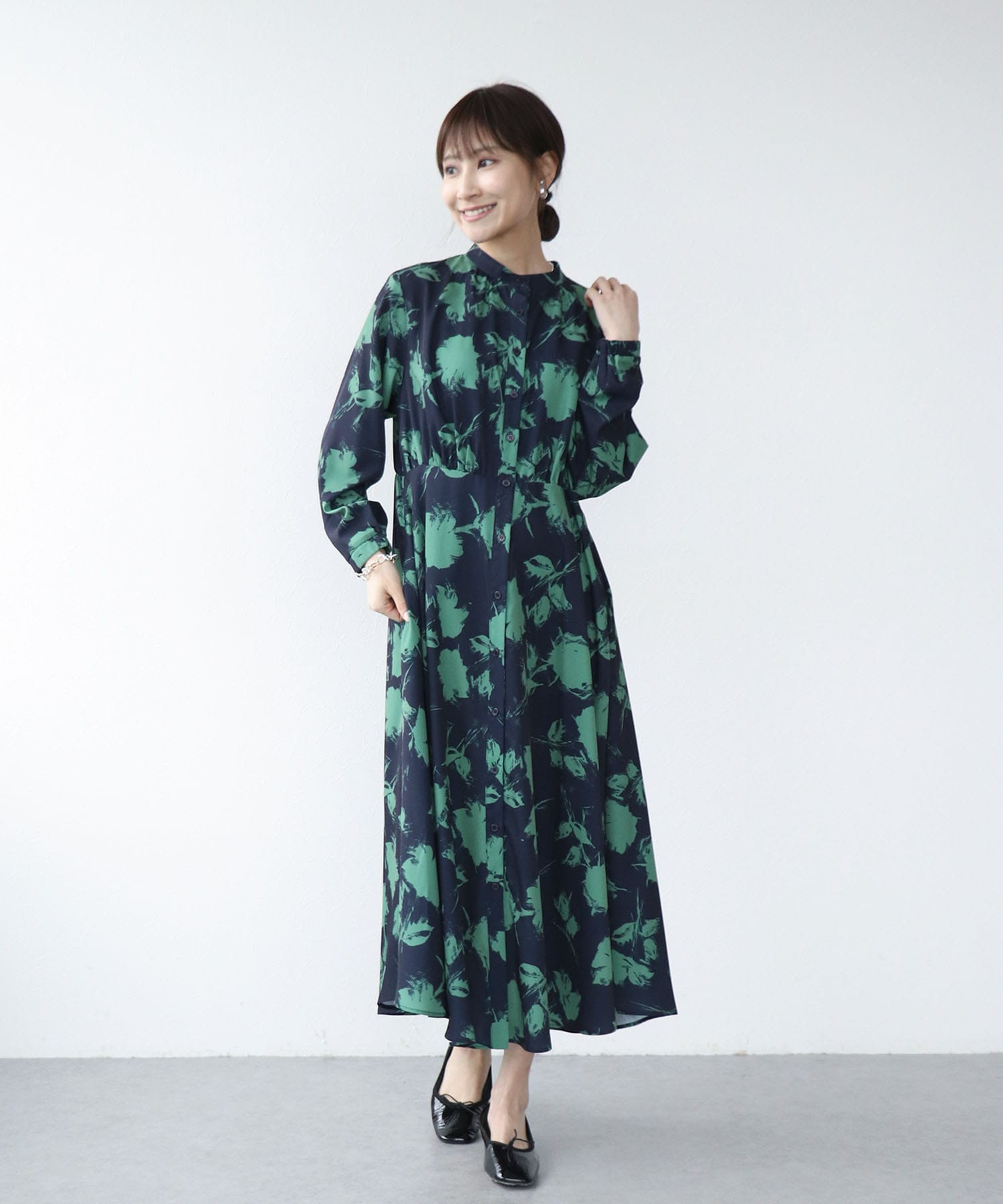 単色プリント長袖ワンピース