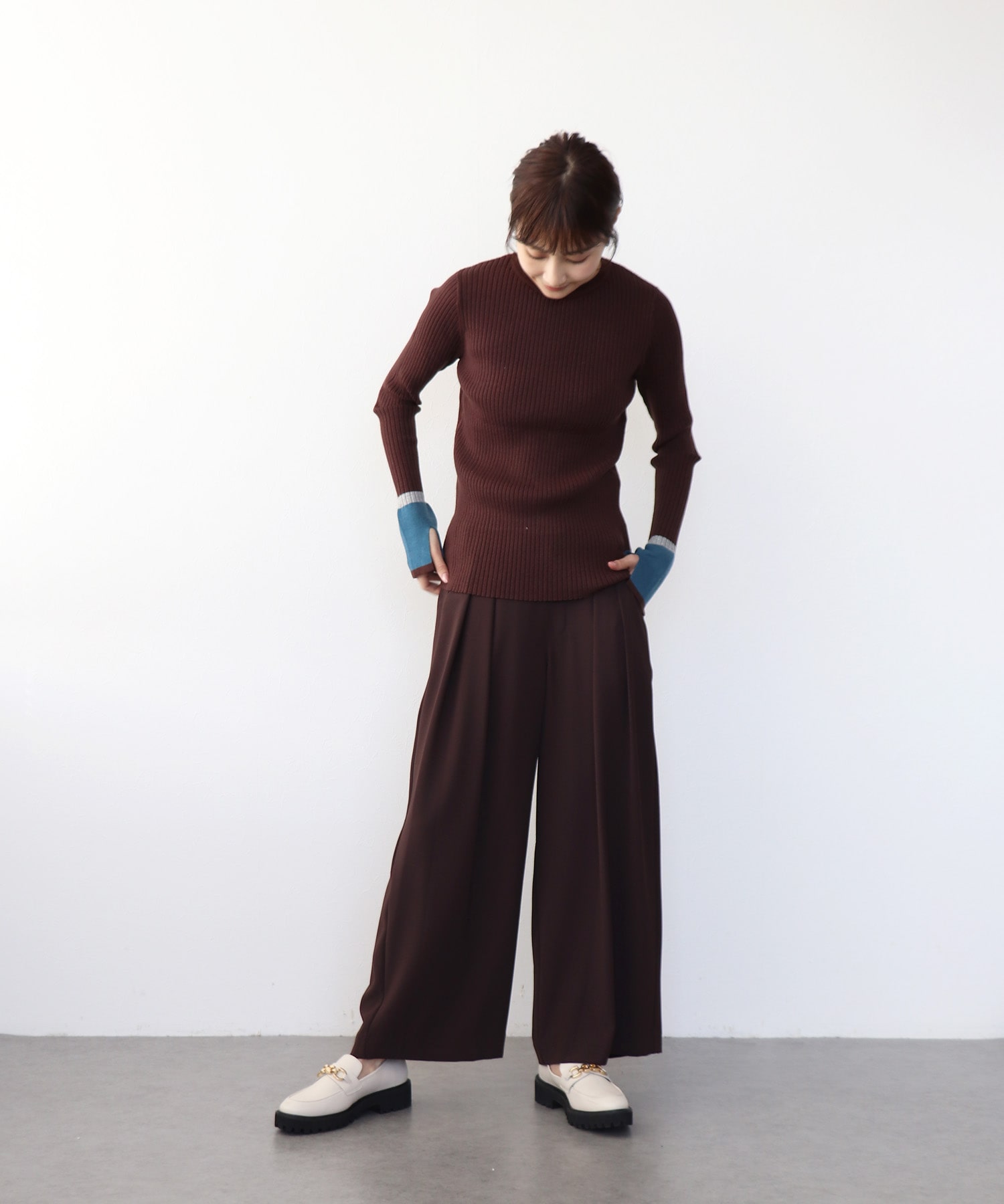 ２タックワイドパンツ