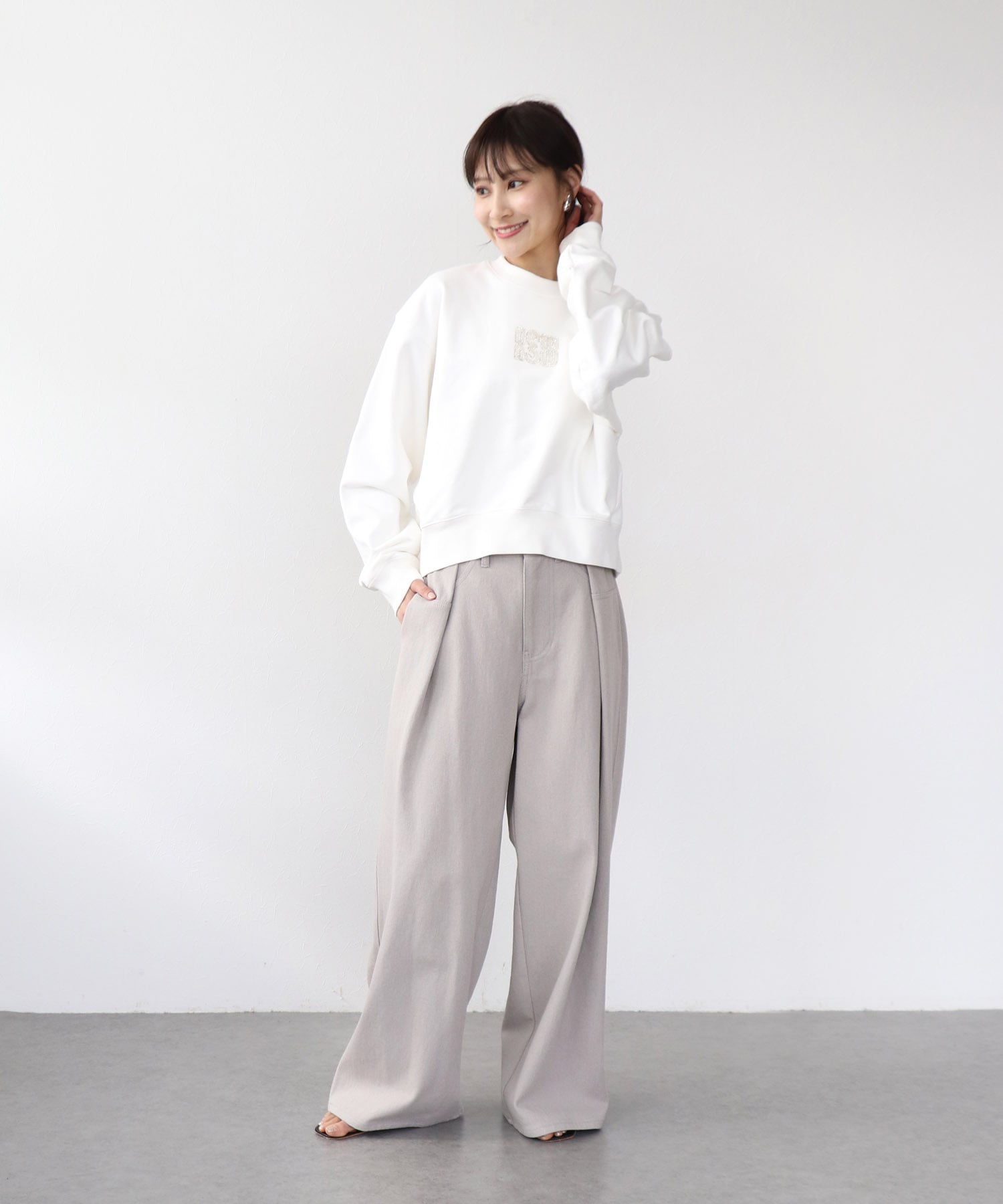 キラキラロゴスウェット