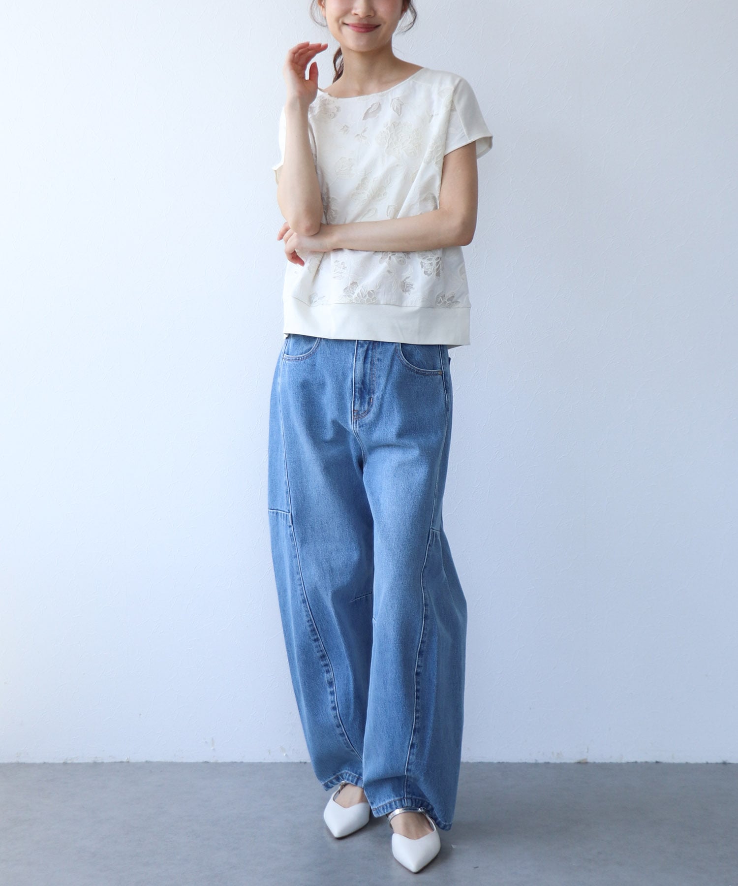 刺繍レースブラウス