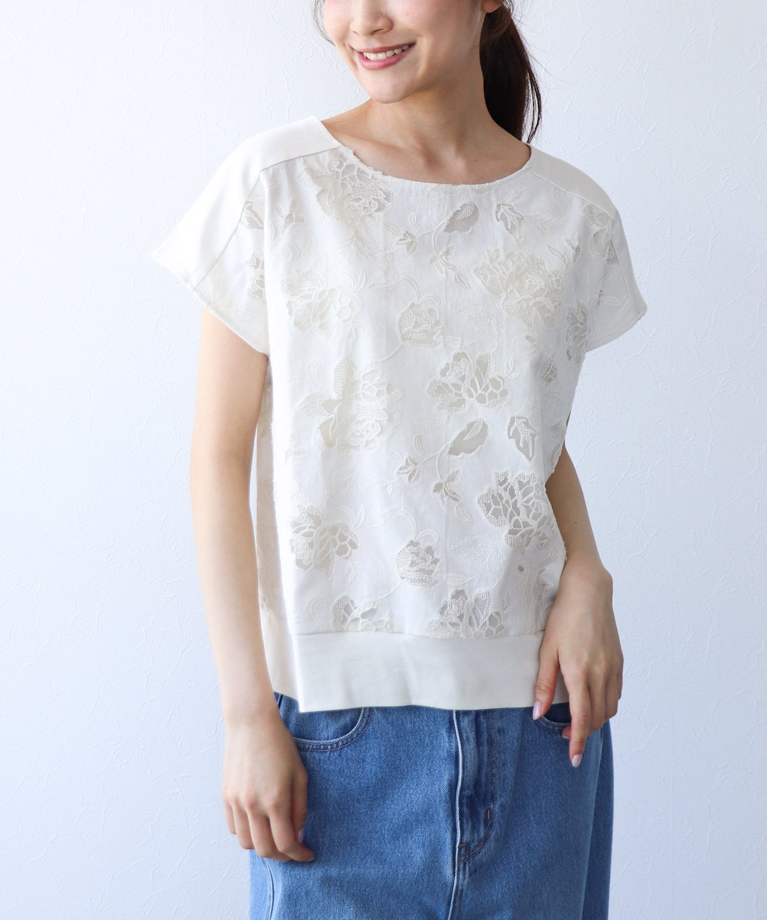 刺繍レースブラウス