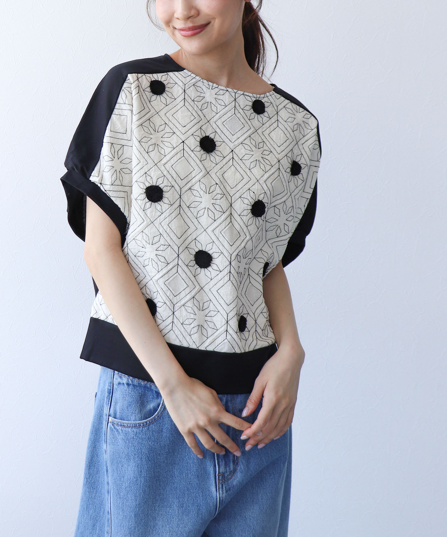 インドカットワーク刺繍ブラウス