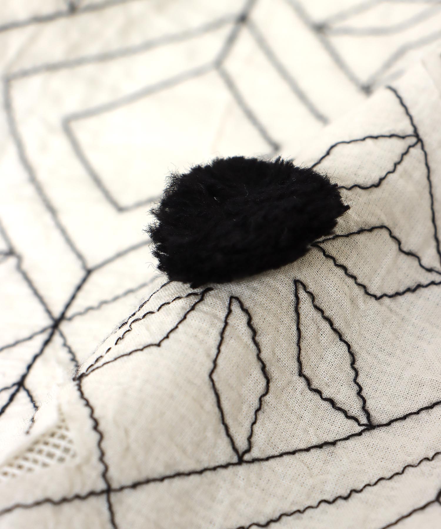 インドカットワーク刺繍ブラウス