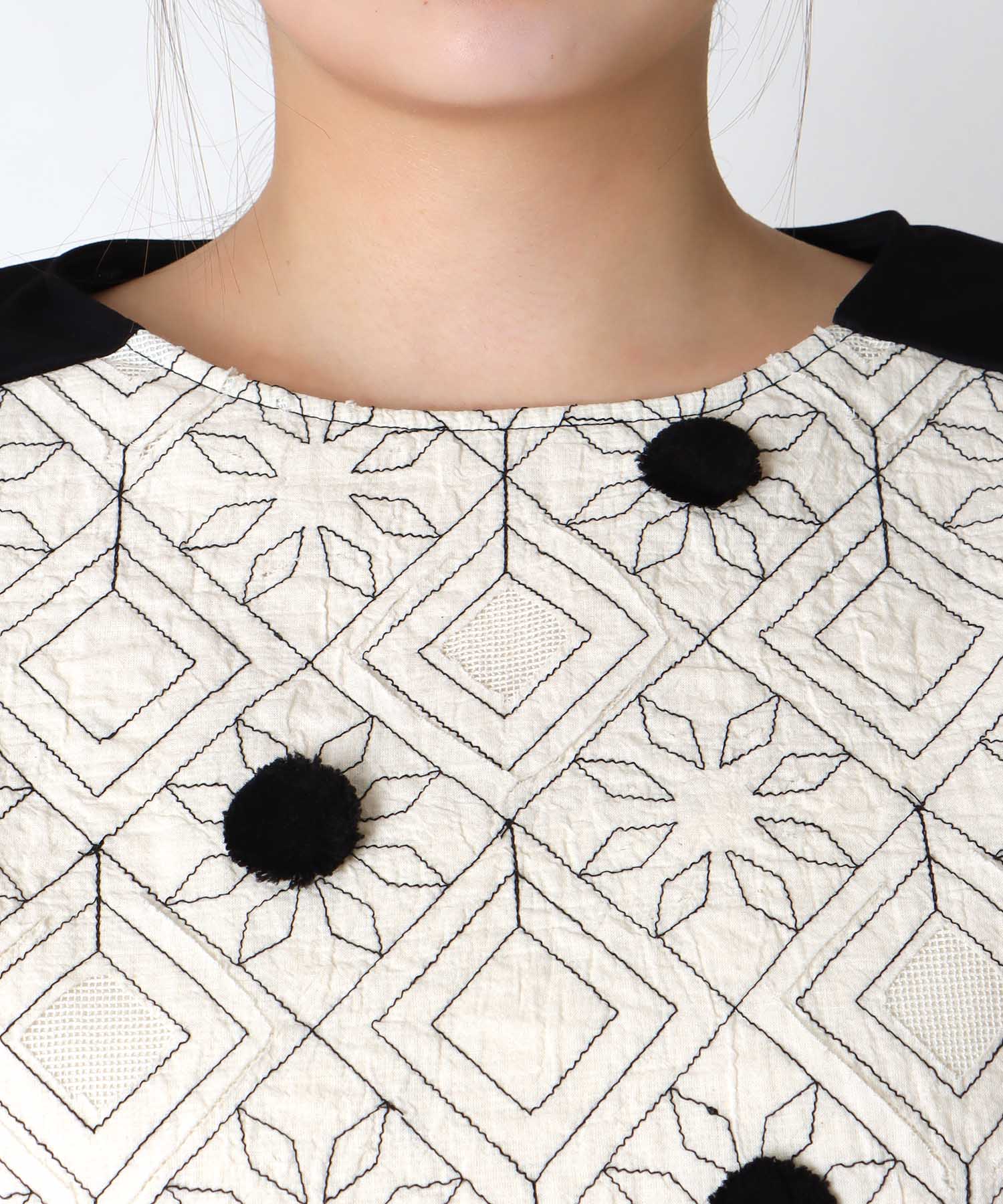 インドカットワーク刺繍ブラウス