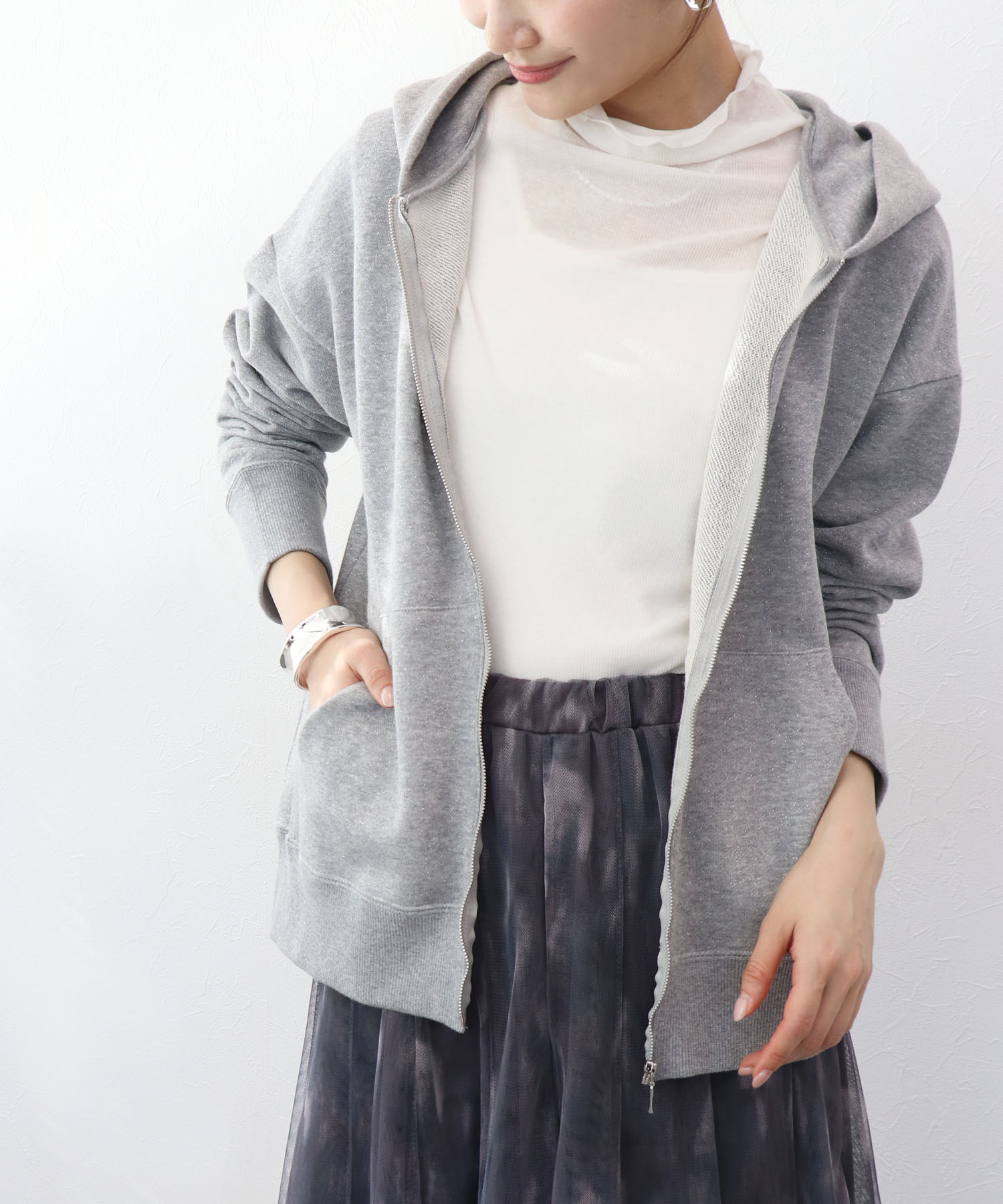 ラメ裏毛フードパーカー