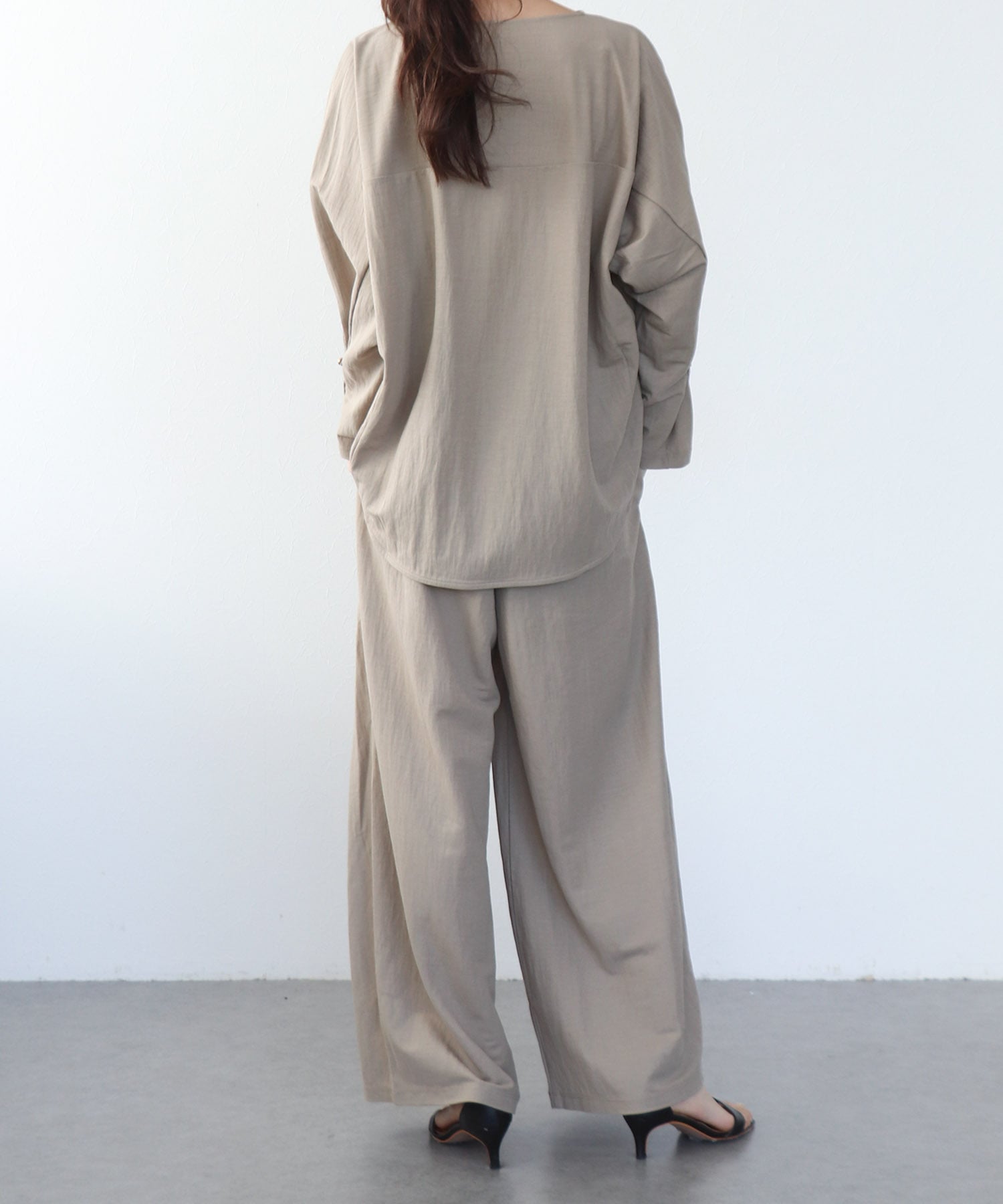 ナチュラルスムースタックパンツ