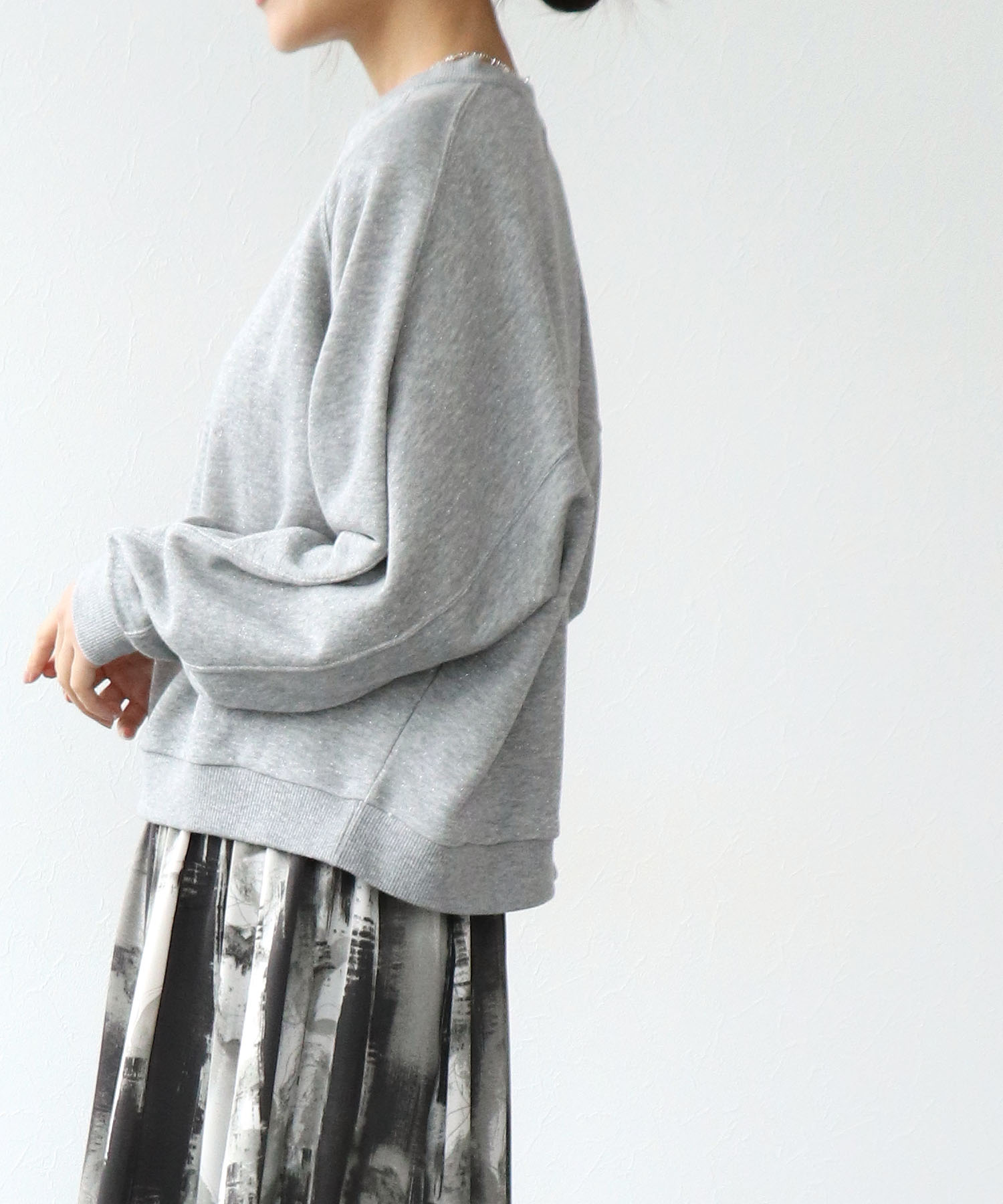 ラメ裏毛ラグランスリーブトップス