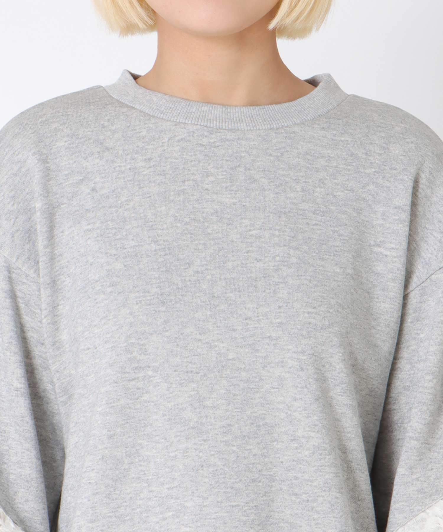 テープ刺繍ドッキング裏毛トップス