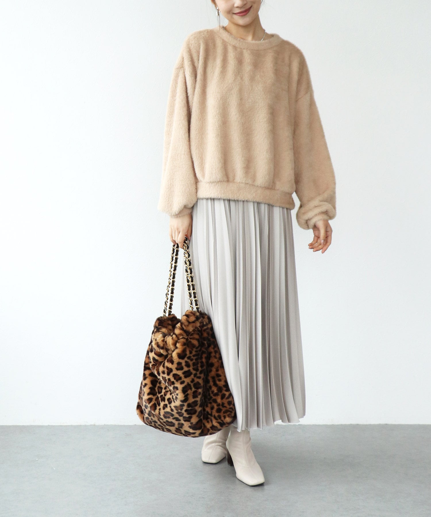 ふわふわトップス