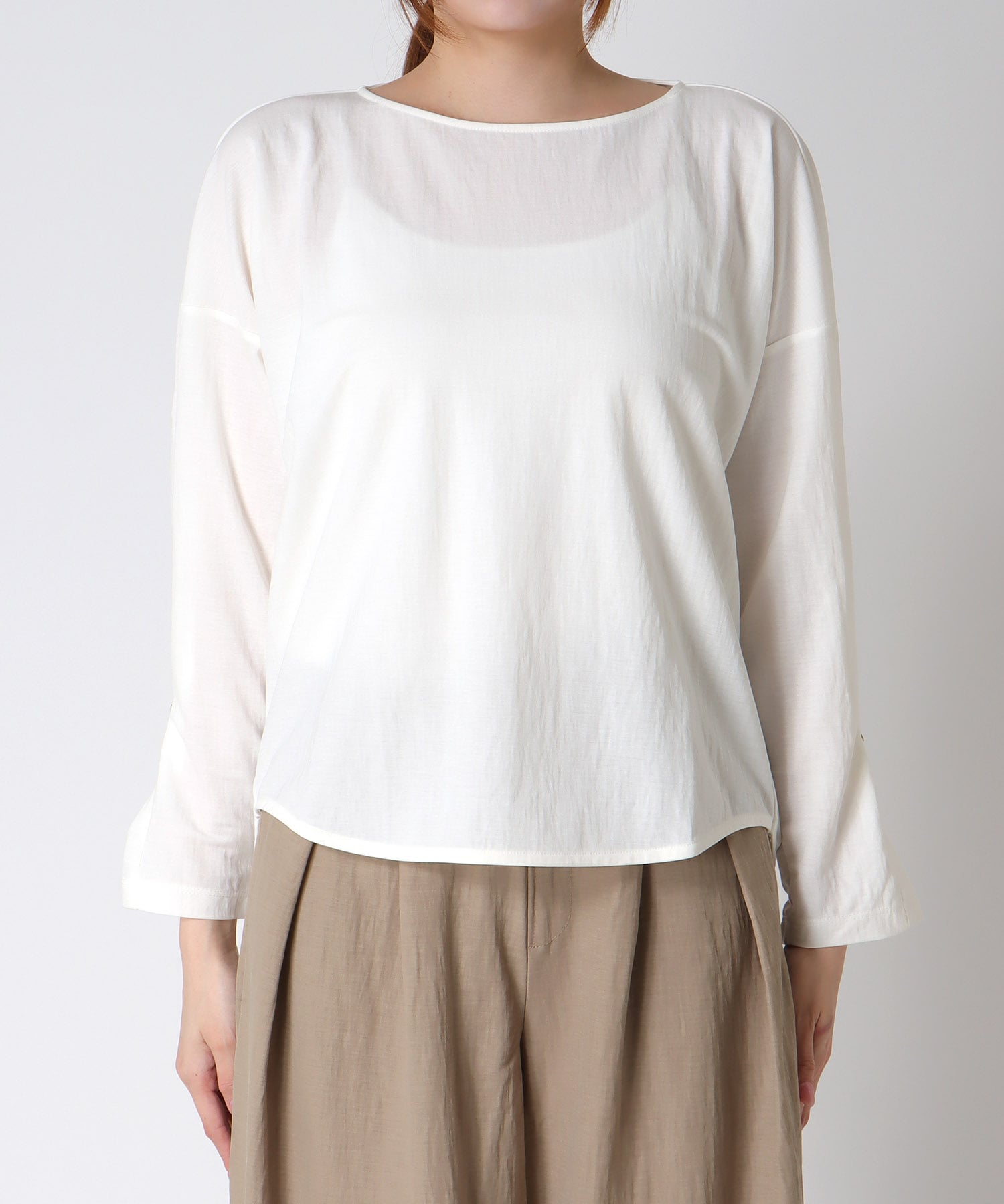 ナチュラルスムース綺麗めトップス